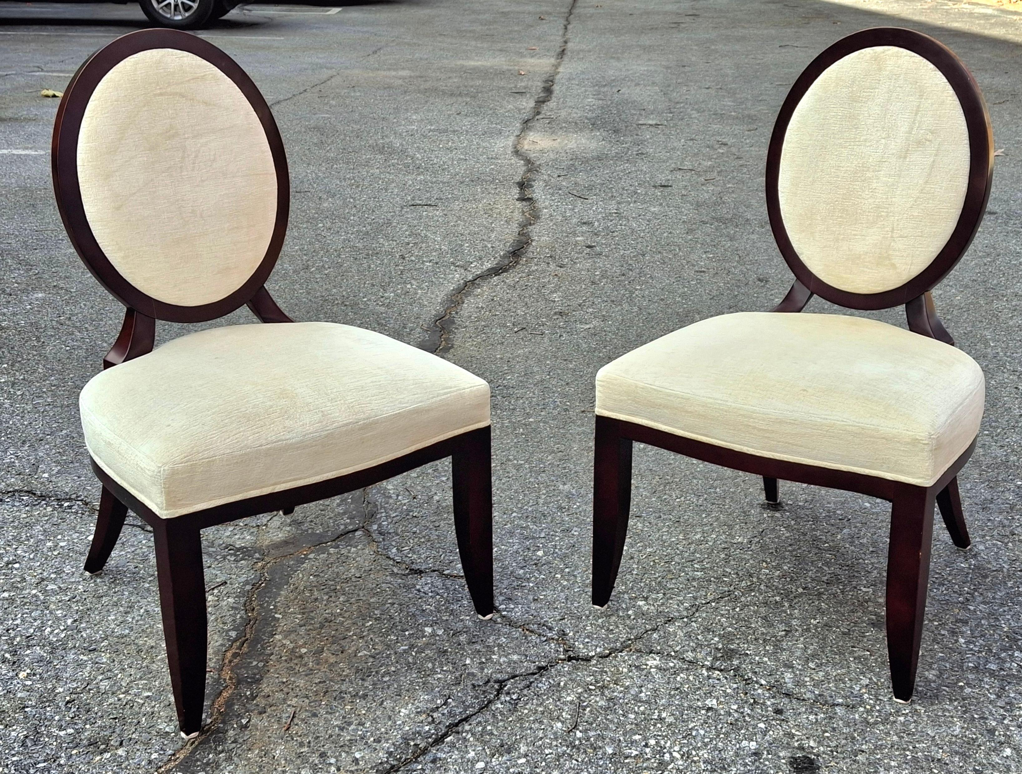 Collection Barry pour Baker Furniture Chaise d'appoint ovale à dossier en X pour salle à manger en vente 1