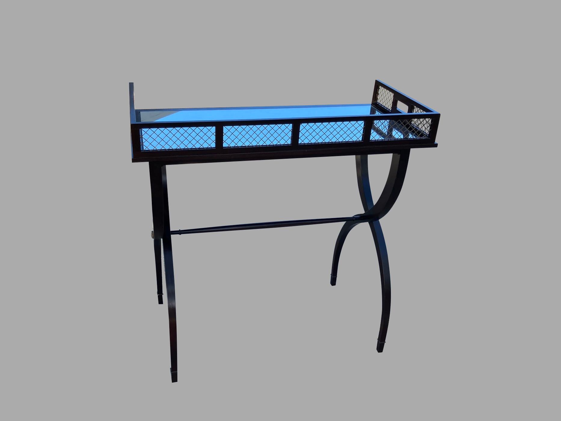 Modern Barbara Barry for Baker Drinks Table with Removable Mirrored Serving Tray For Sale