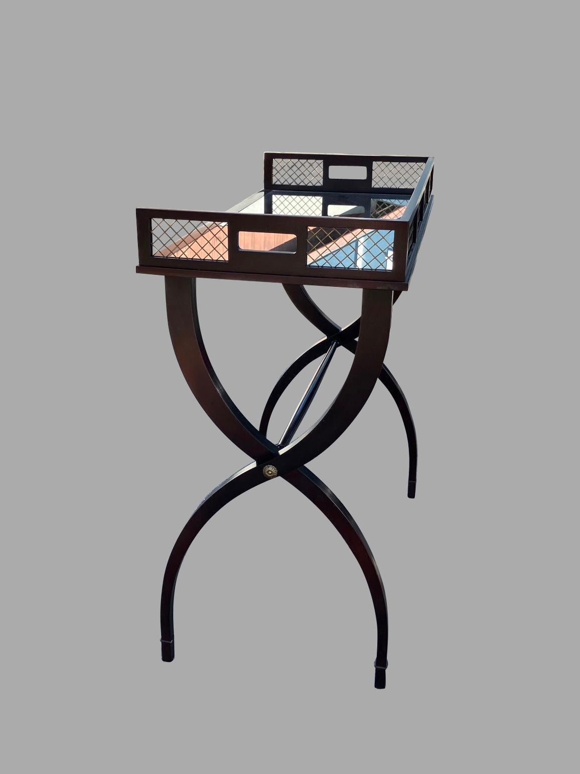Ebonized Barbara Barry for Baker Drinks Table with Removable Mirrored Serving Tray For Sale