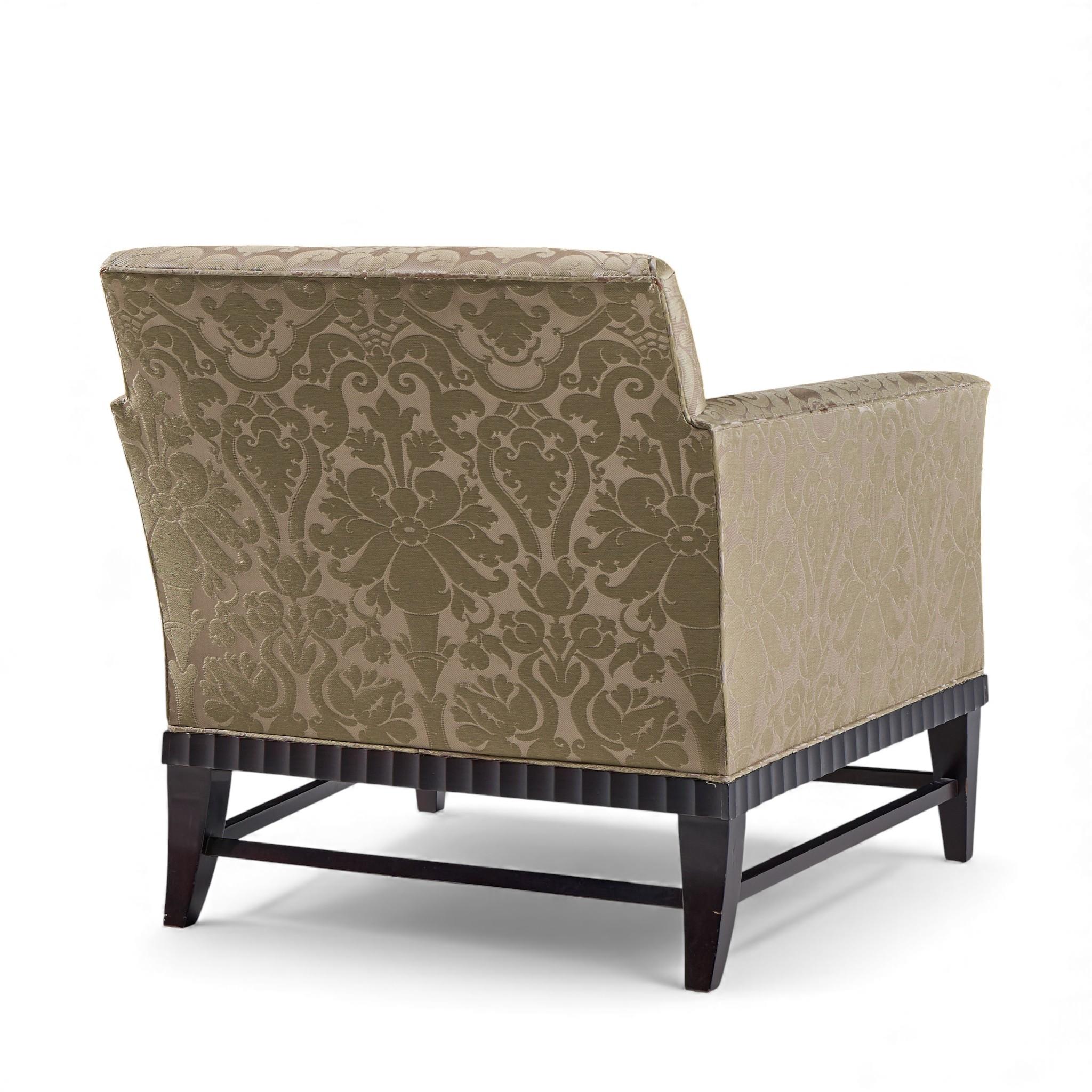 Barbara Barry for Baker Fluted Mahogany Lounge Chair - Pair im Angebot 3