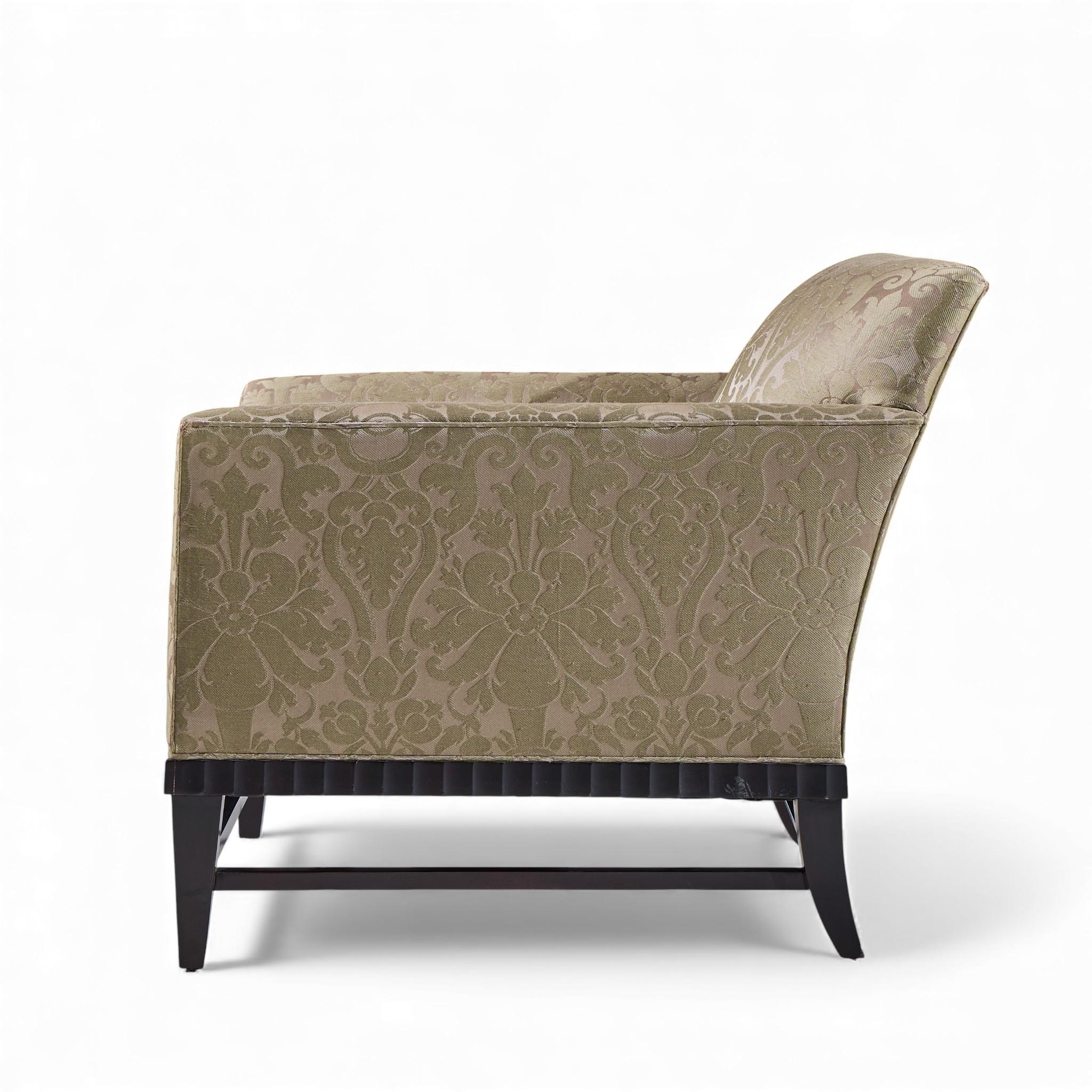 Barbara Barry for Baker Fluted Mahogany Lounge Chair - Pair (Polster) im Angebot