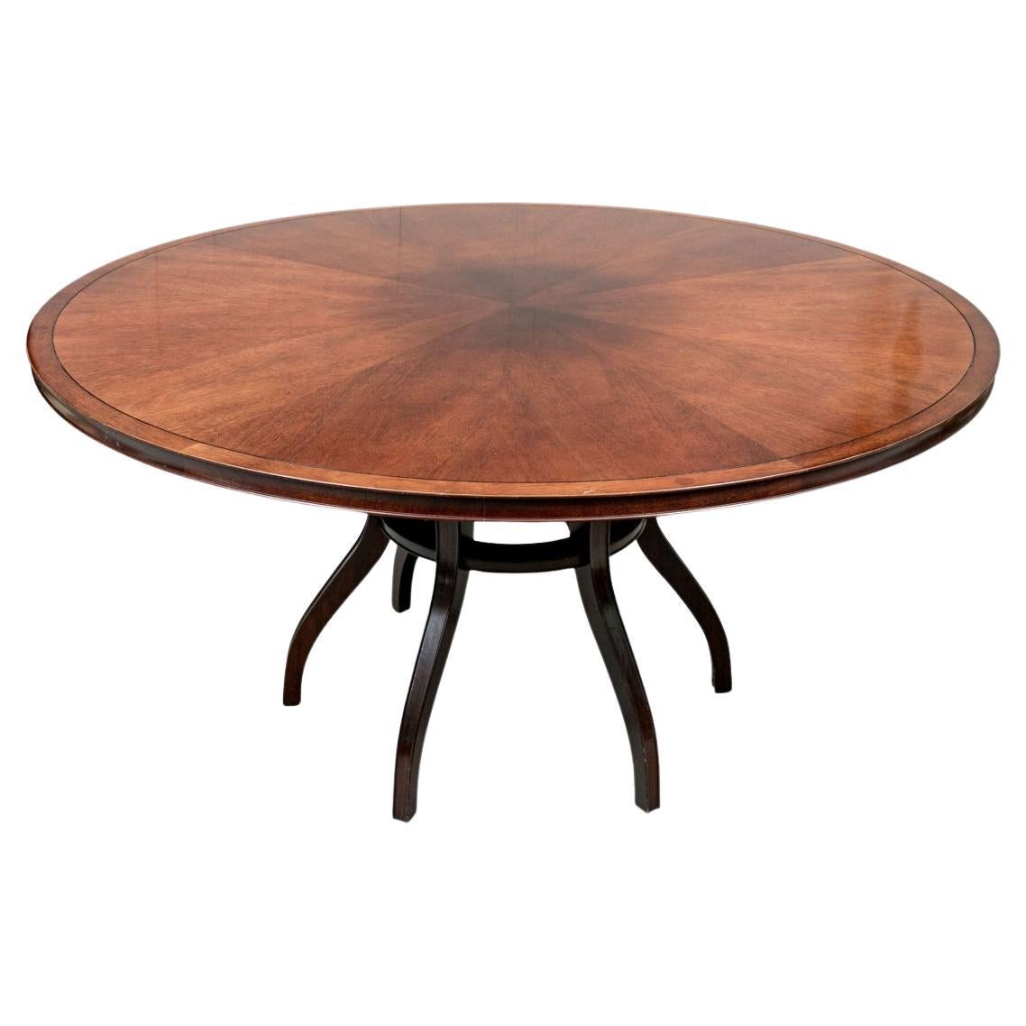 Barbara Barry For Baker Furniture 60" Round Pedestal Mahogany Dining Table en vente