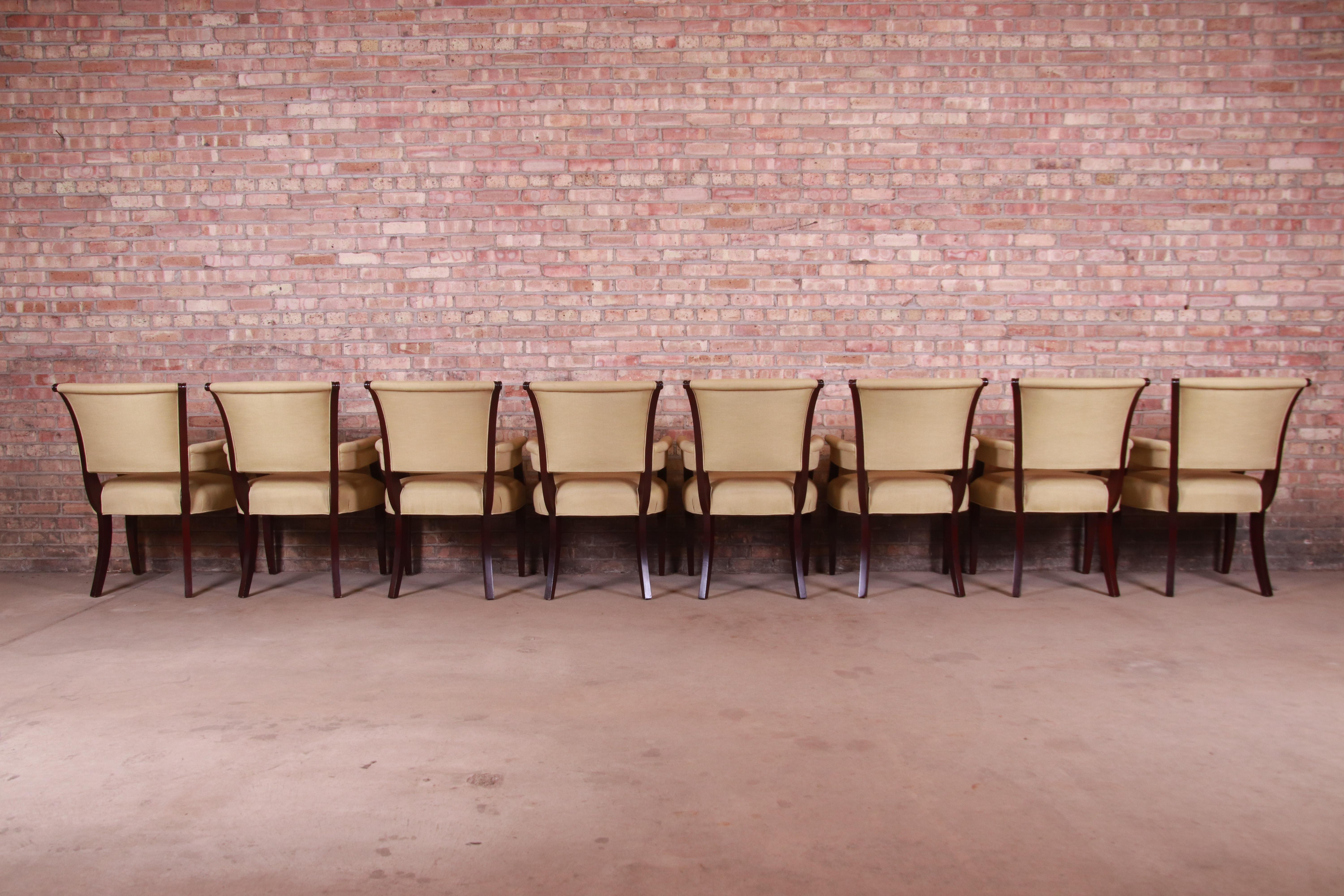 Barbara Barry for Baker Furniture ensemble de huit fauteuils de salle à manger en acajou en vente 1