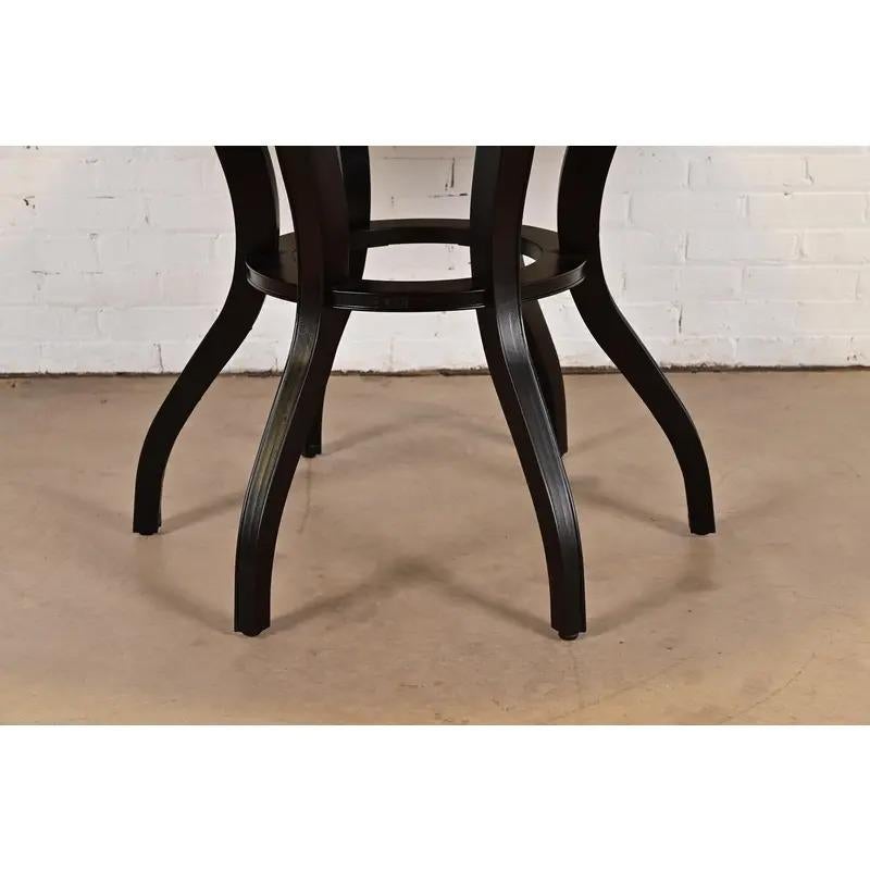 Barbara Barry for Baker Furniture Table de salle à manger Art déco moderne, nouvellement repeinte en vente 2