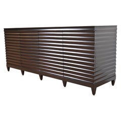 Barbara Barry pour Baker Furniture - Enfilade moderne en acajou, nouvellement restaur