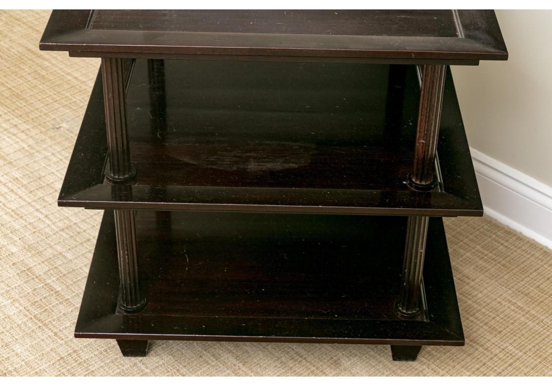 Barbara Barry für Baker Möbel Abgestufter Regency-Endtisch im Angebot 8
