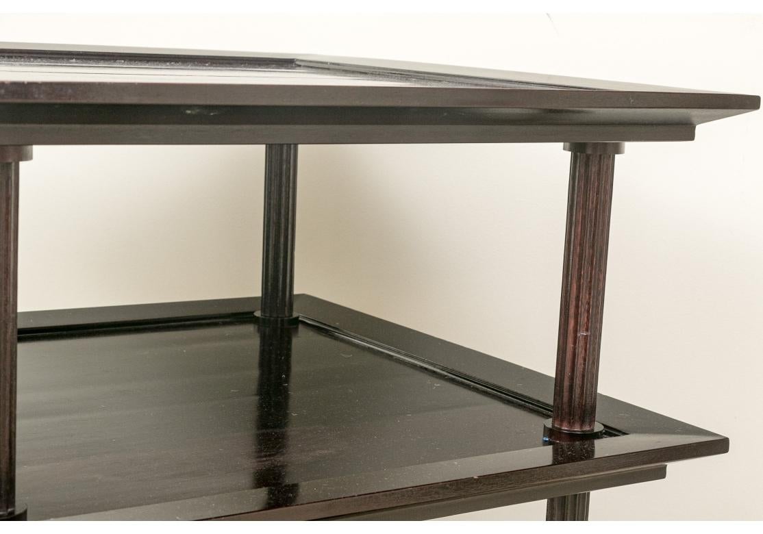Barbara Barry für Baker Möbel Abgestufter Regency-Endtisch im Angebot 3