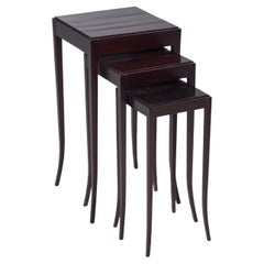 Tavoli di nidificazione e tavoli impilabili in Wood
