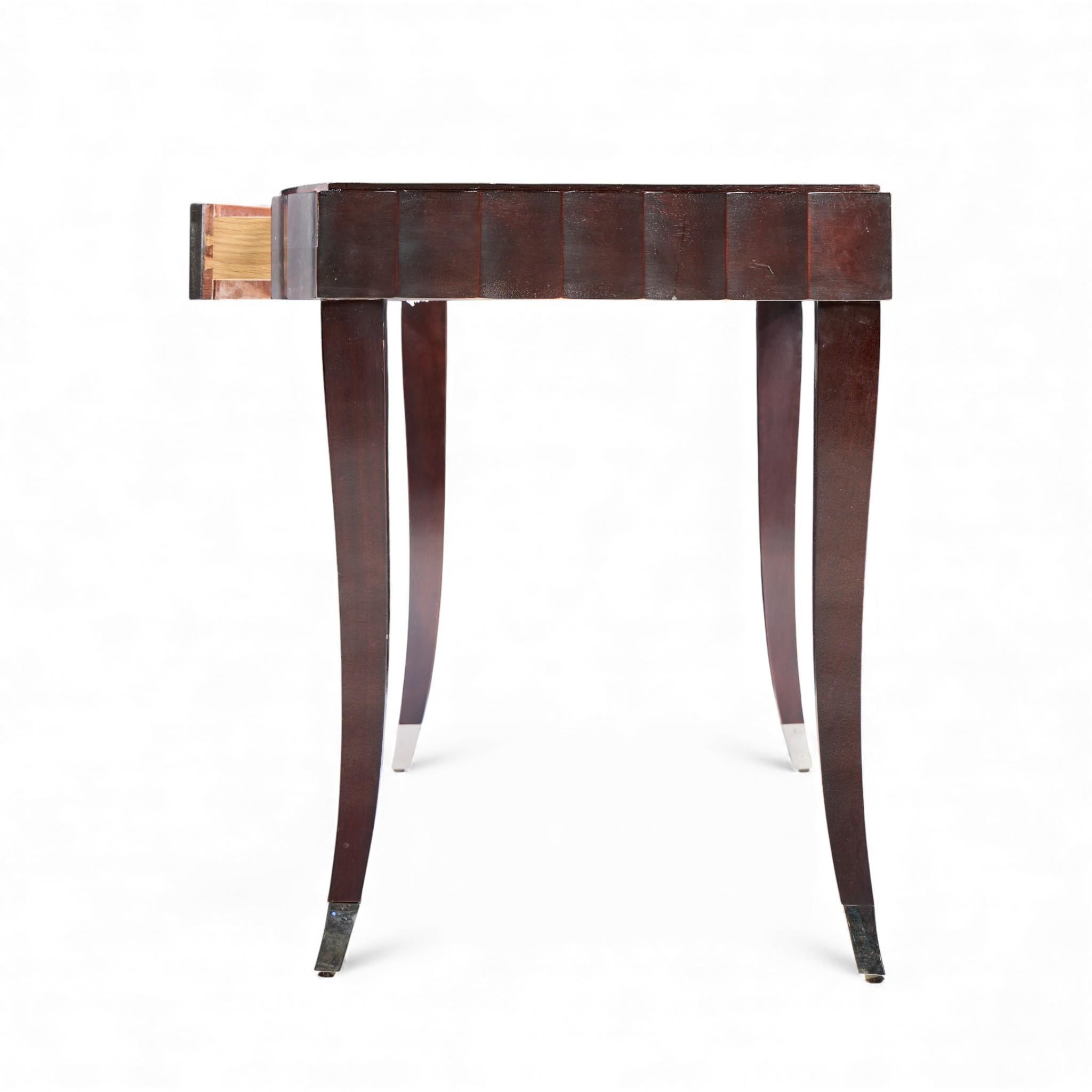 Barbara Barry für Baker Mahagoni-Schreibtisch im Zustand „Gut“ im Angebot in Franklin Park, IL