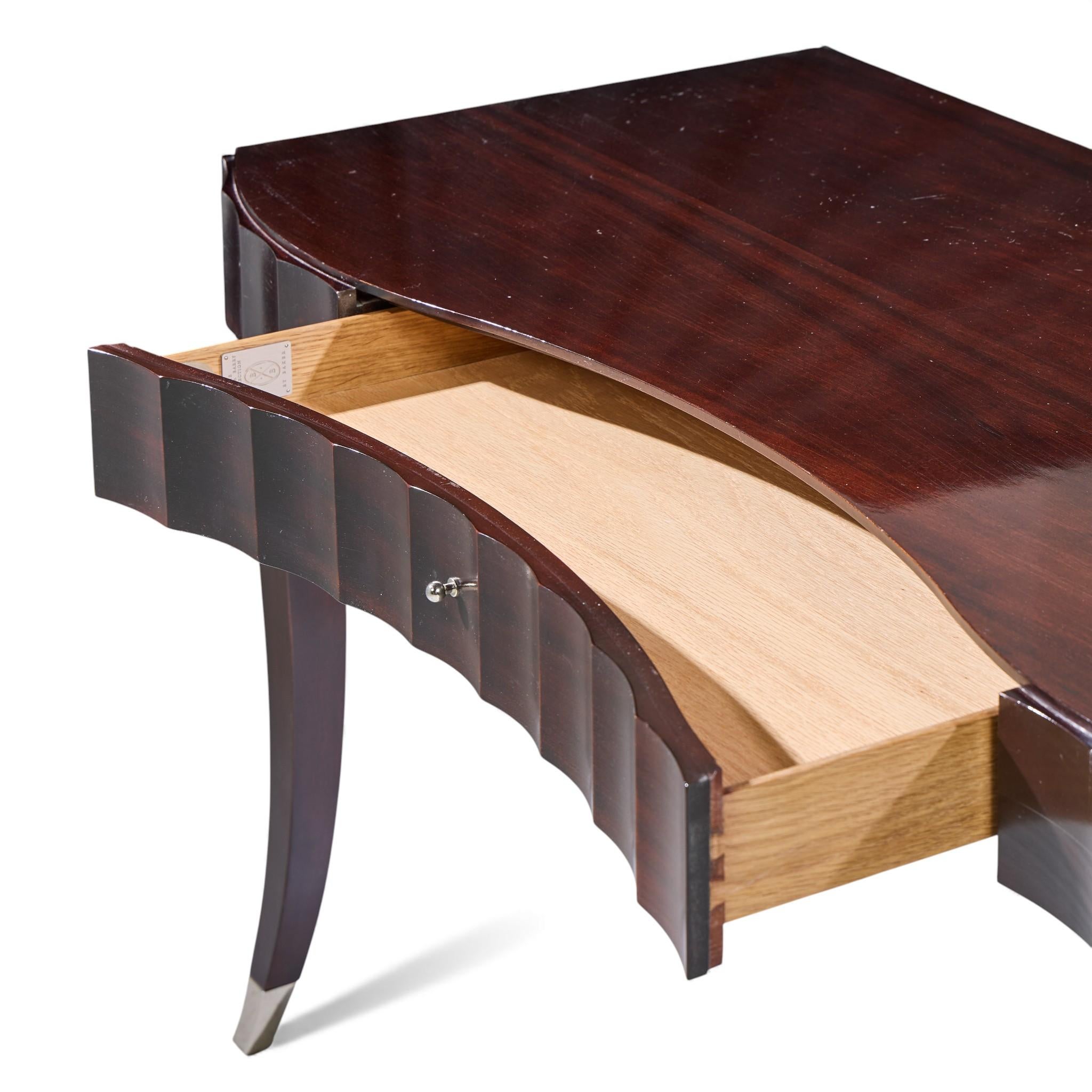 Barbara Barry für Baker Mahagoni-Schreibtisch im Angebot 1