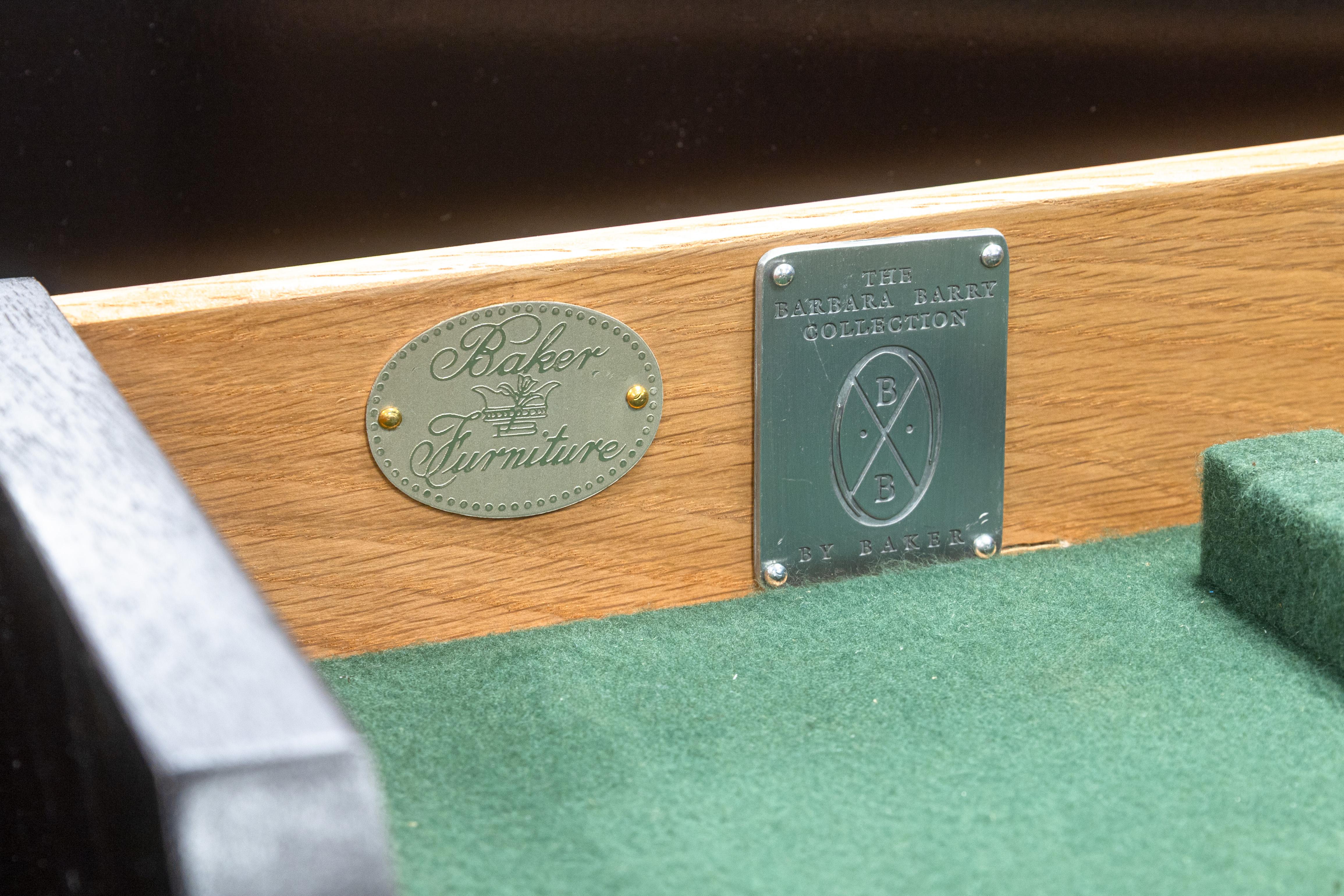 Barbara Barry for Baker Modern Fluted Black Lacquered Sideboard Credenza For Sale 2