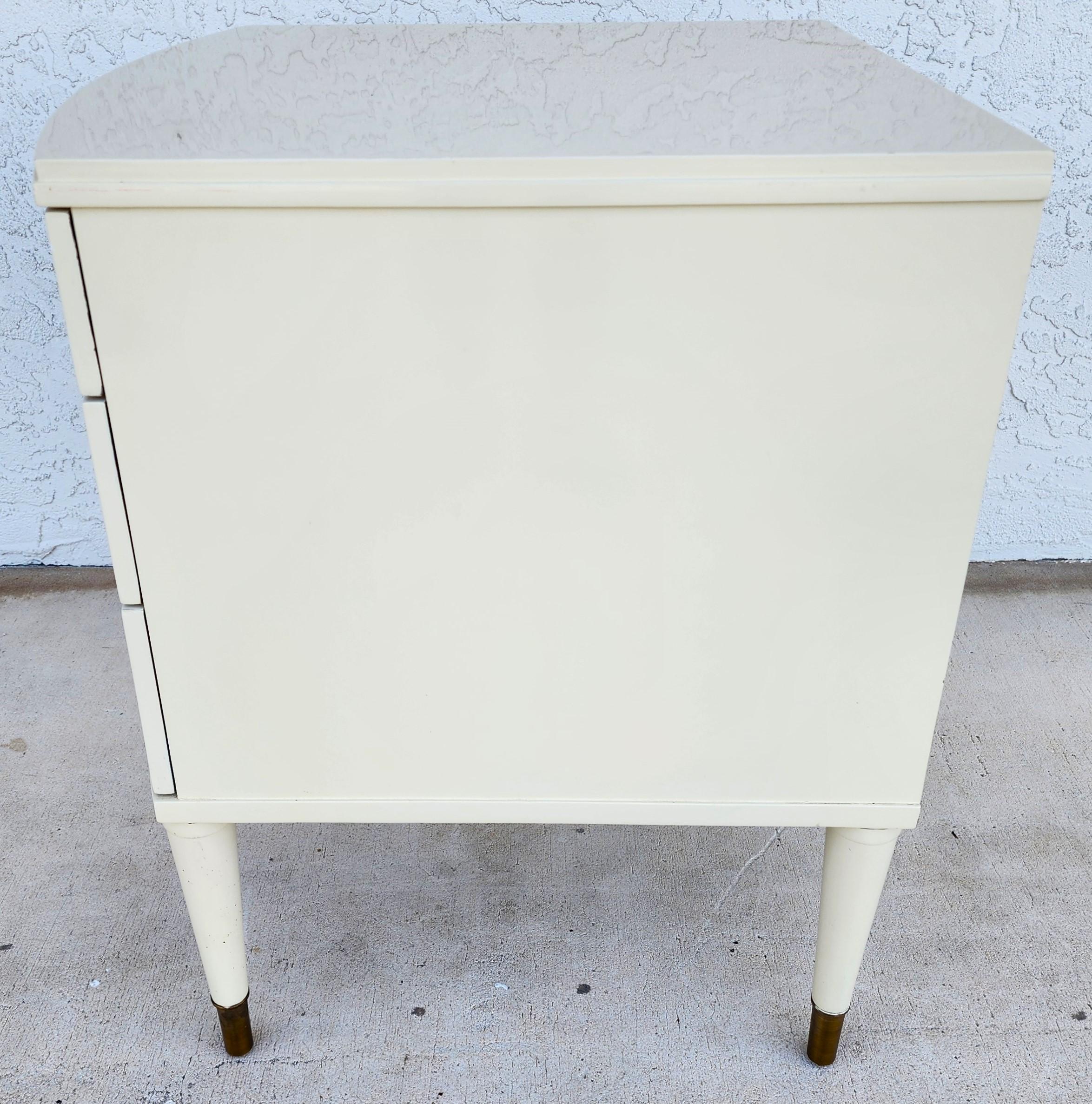 20th Century BARBARA BARRY for HENREDON Bedside Table Nightstand For Sale
