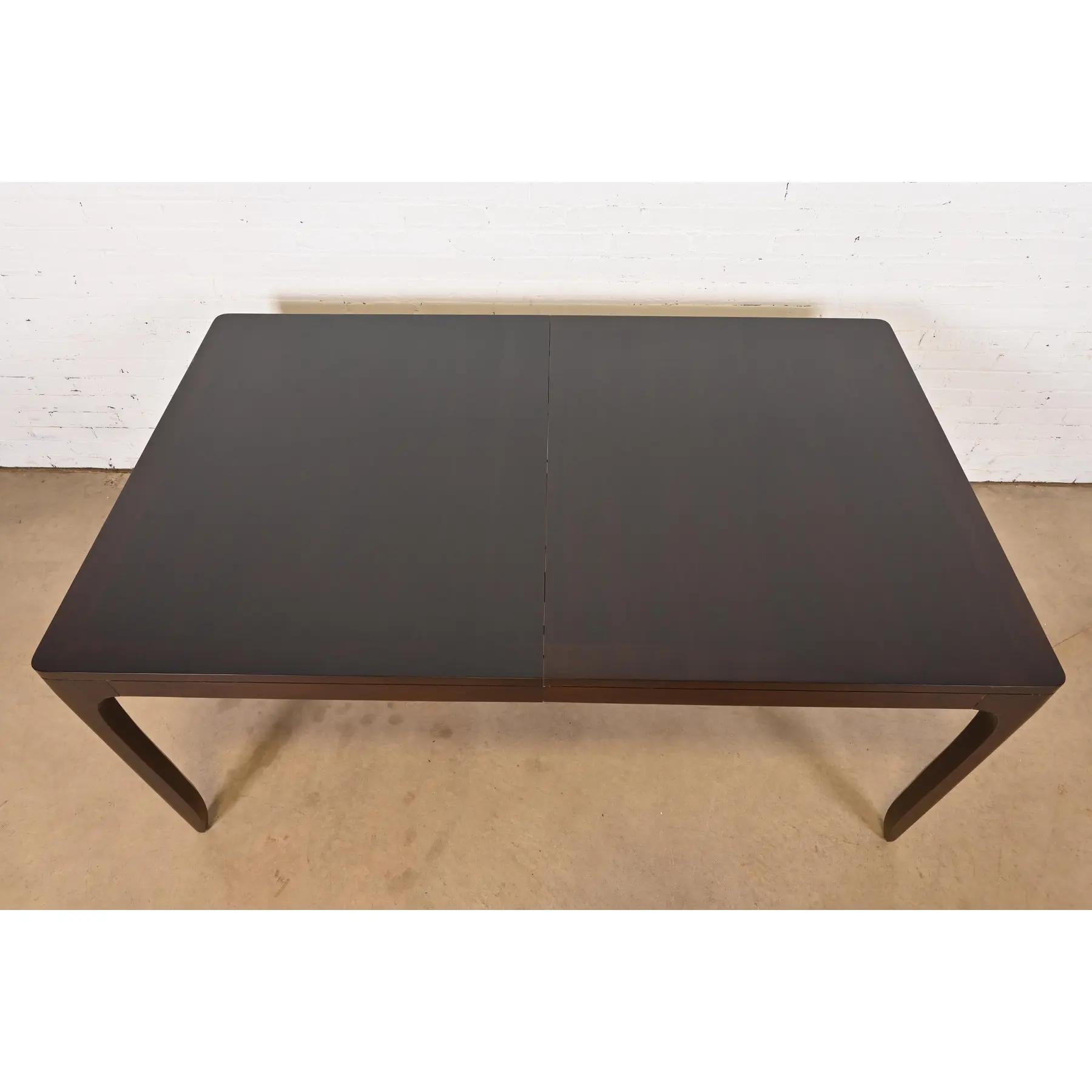 Barbara Barry for Henredon Elegant Modern Walnut Dining Table, Refinished For Sale 4