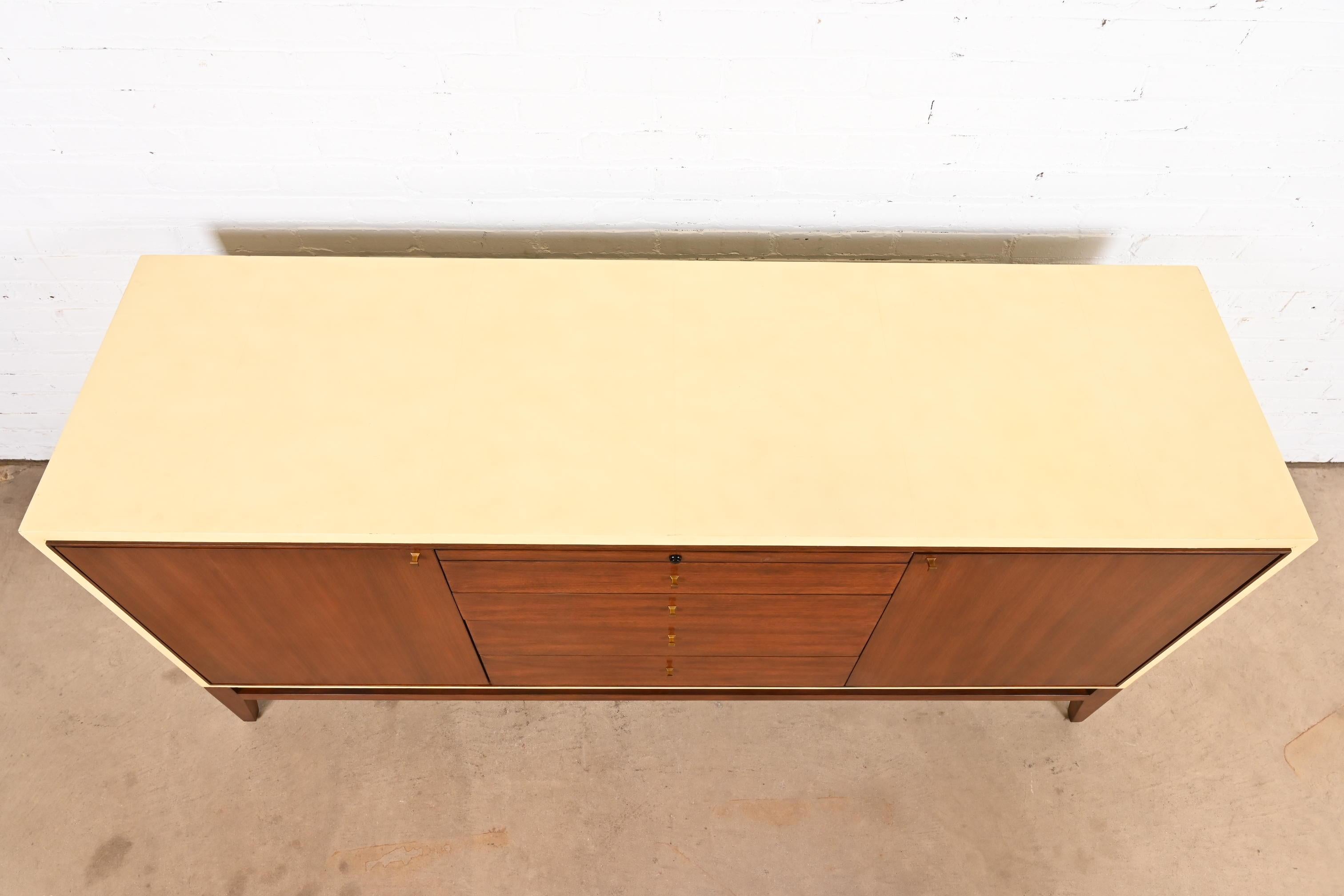 Barbara Barry for Henredon Modern Walnut and Cream Lacquered Sideboard Credenza For Sale 3