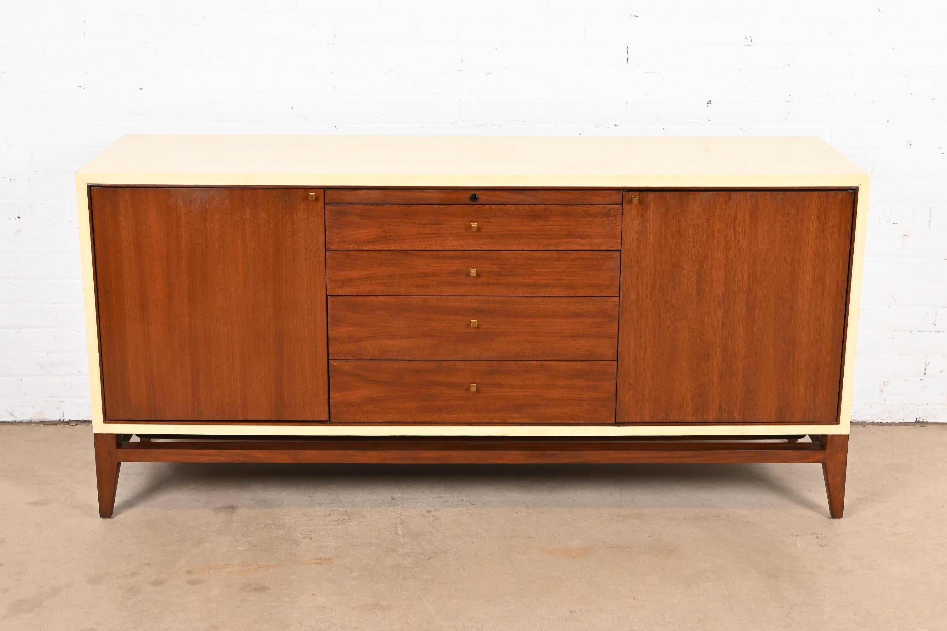 Mid-Century Modern Barbara Barry for Henredon Modern Walnut and Cream Lacquered Sideboard Credenza For Sale
