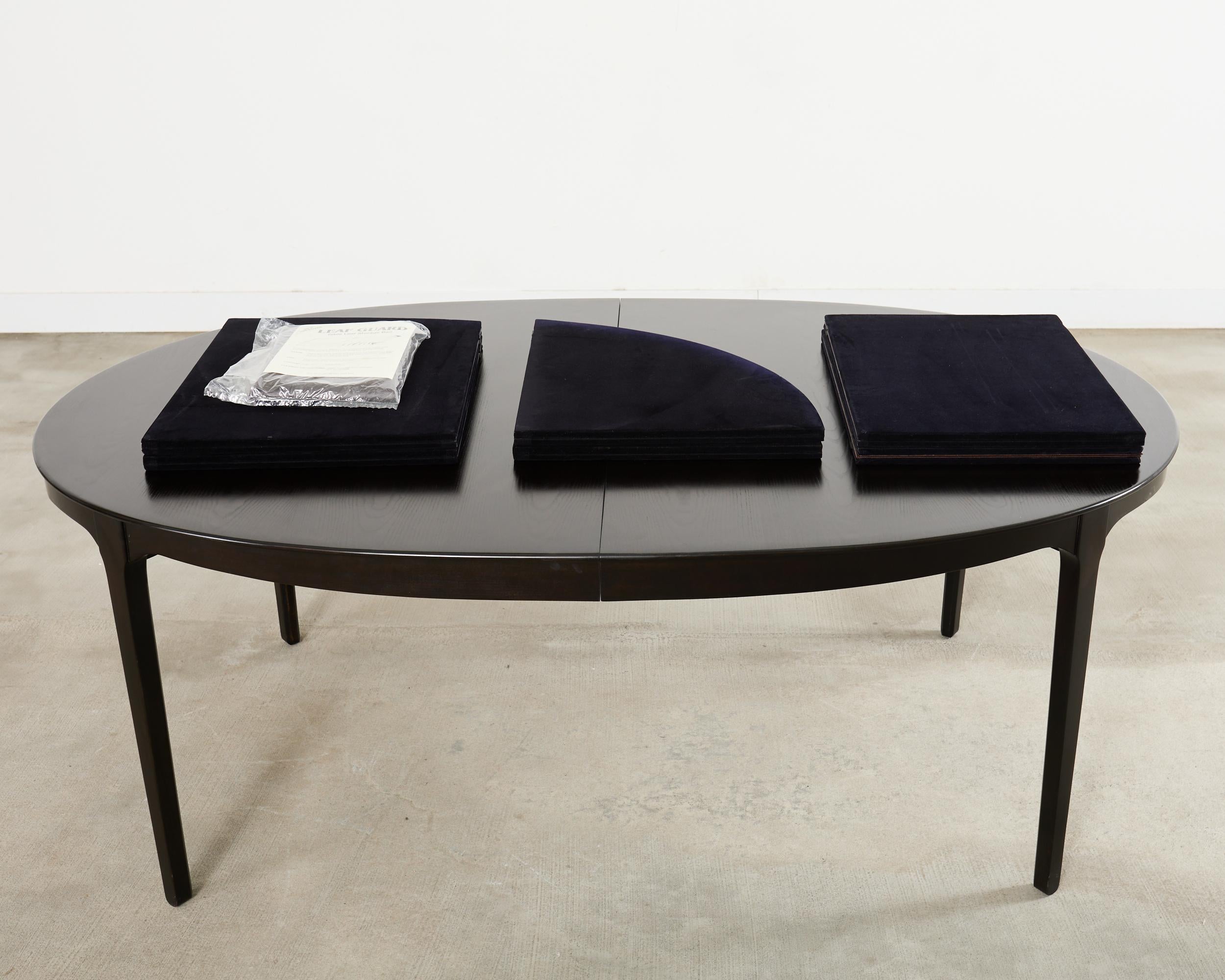Barbara Barry para McGuire Mesa de Comedor Extensible Ovalada 9.5 Ft. en venta 5