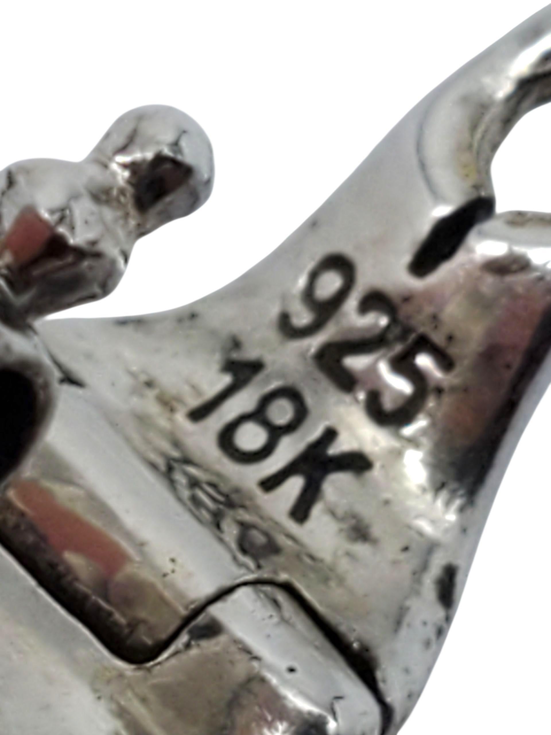 Donna Ciondolo a goccia in argento sterling e oro 18 carati con topazio blu di Barbara Bixby #23782 in vendita