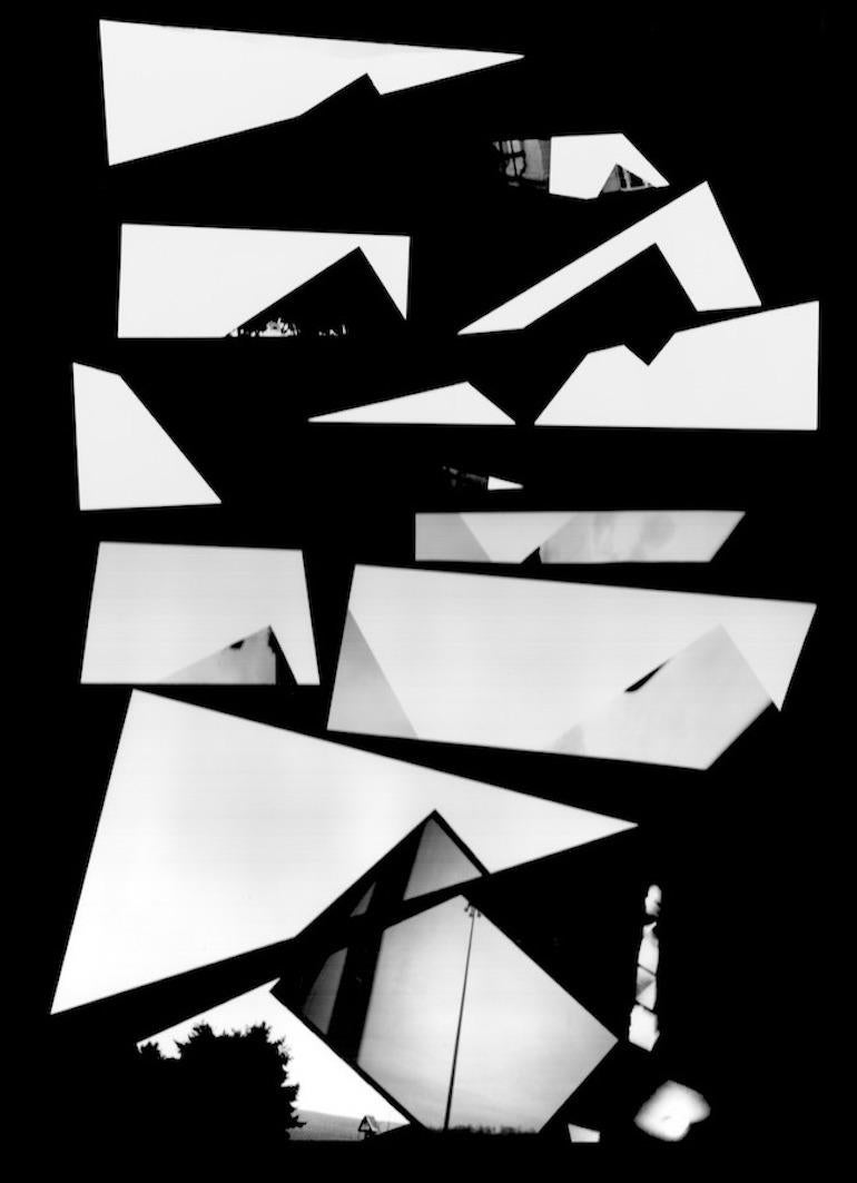 Barbara Rosenthal Print – Sliced Photo Collage auf schwarzem Bristol TWO : Fotografie Collage