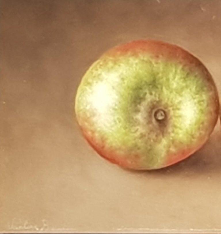 Realist Contemporary Still-Life Painting 'Trio of Apples' by Barbara Vanhove For Sale 3