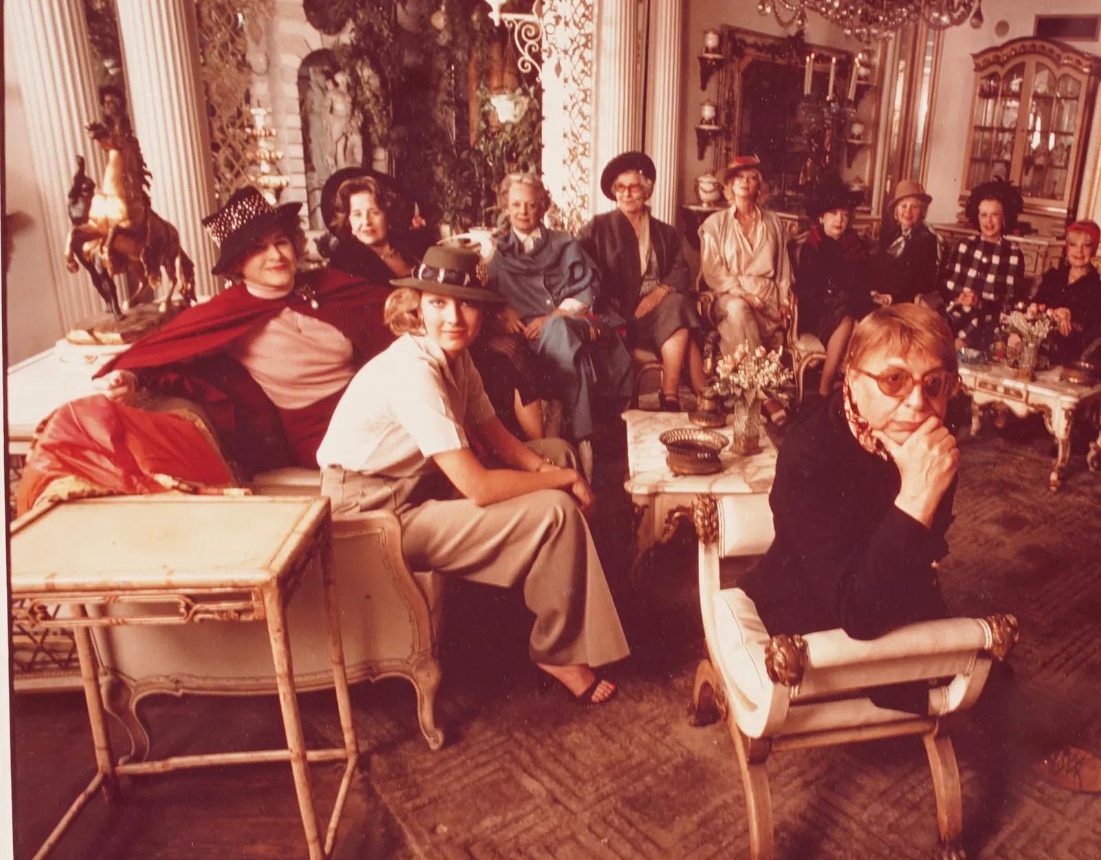 Barba Walz Important Rare Woman Photographer Mid Century Fashionable Room For Sale 1