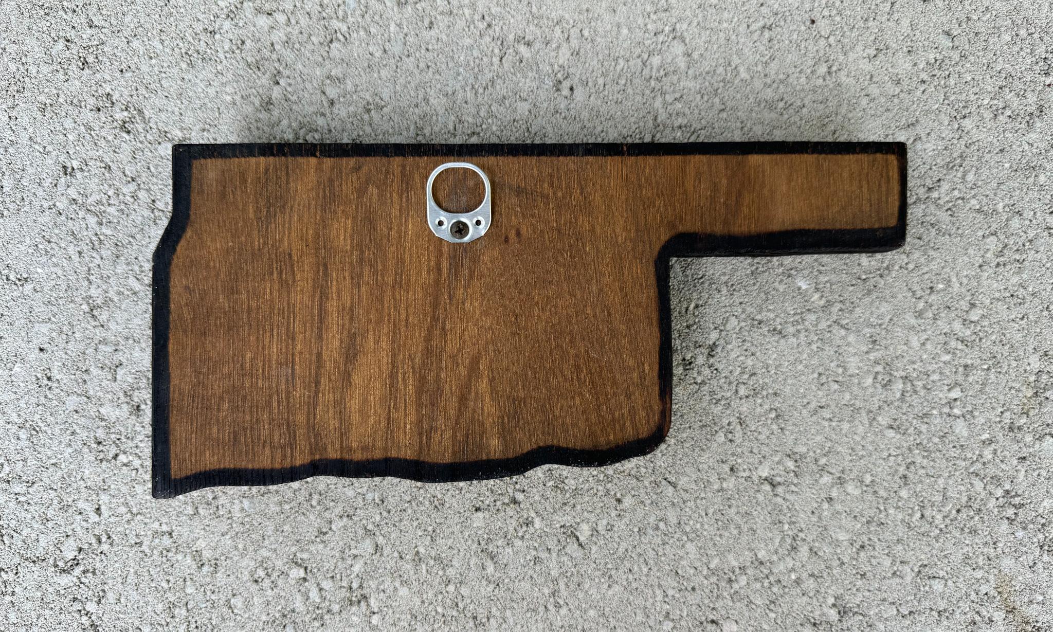 Barbed Draht-Kollektion / Display montiert auf einer Oklahoma-förmigen Plakette im Angebot 5