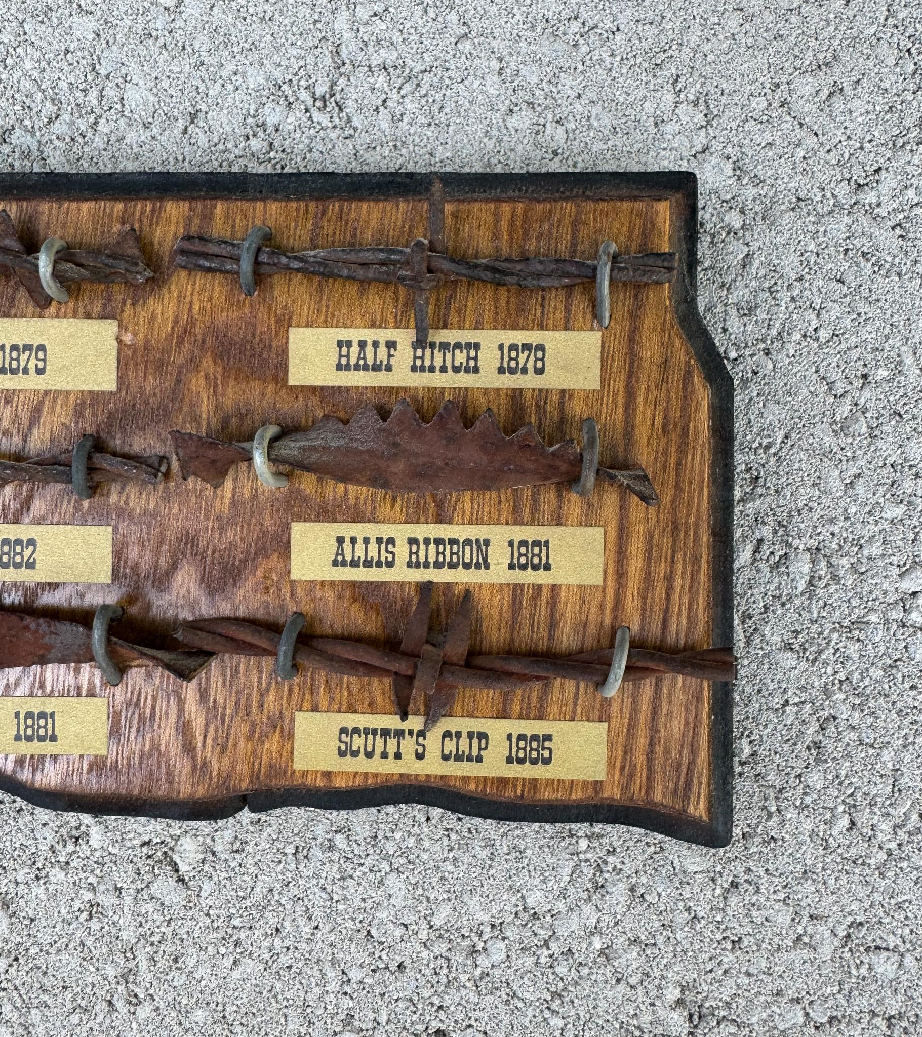 Barbed Draht-Kollektion / Display montiert auf einer Oklahoma-förmigen Plakette im Zustand „Gut“ im Angebot in San Juan Capistrano, CA