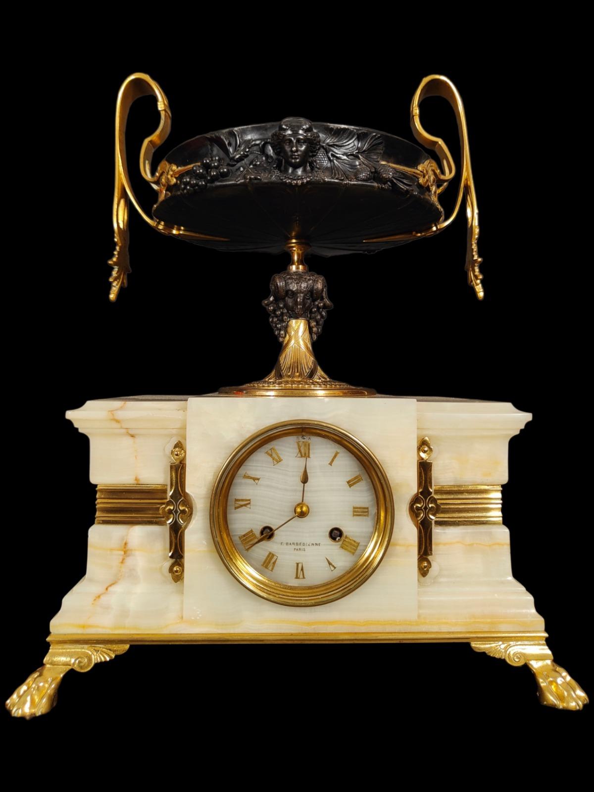 Horloge Barbedienne Art Nouveau en onyx, XIXe siècle en vente 3