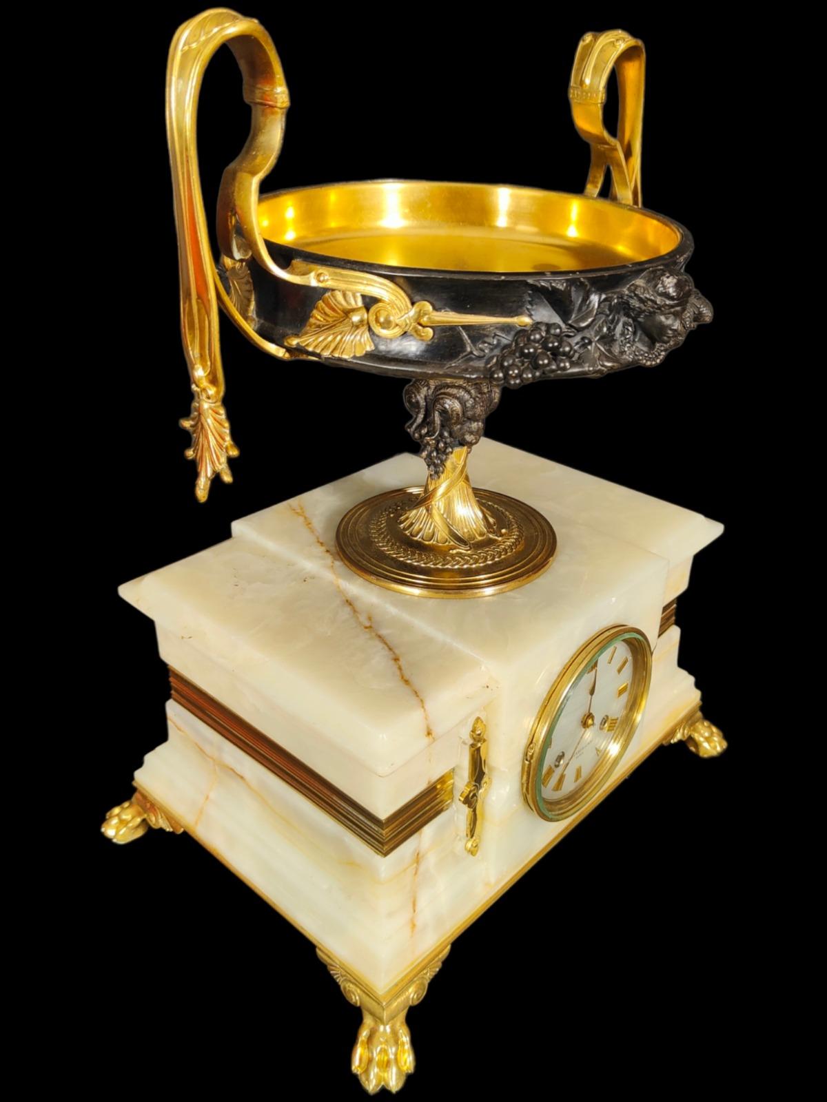 Horloge Barbedienne Art Nouveau en onyx, XIXe siècle Bon état - En vente à Madrid, ES