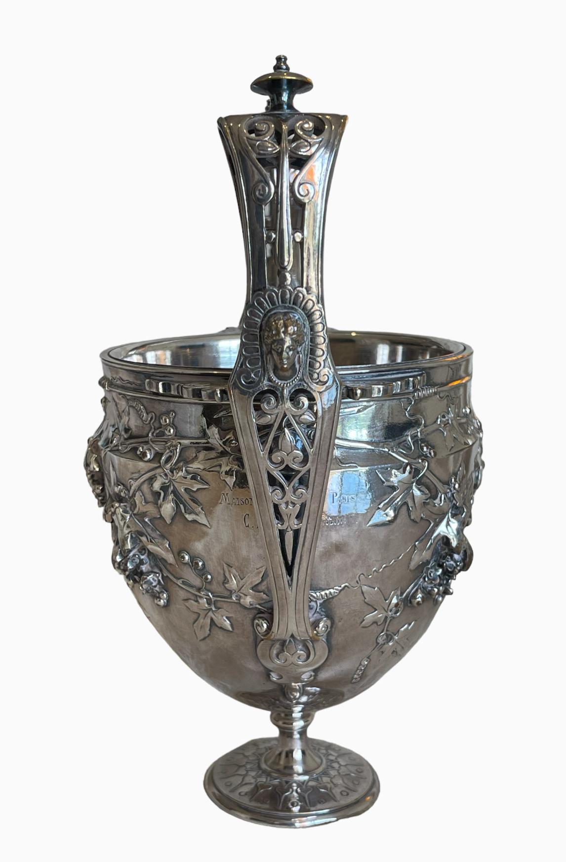 Barbedienne & Sevin - Vase Cantharus en bronze argenté en vente 6