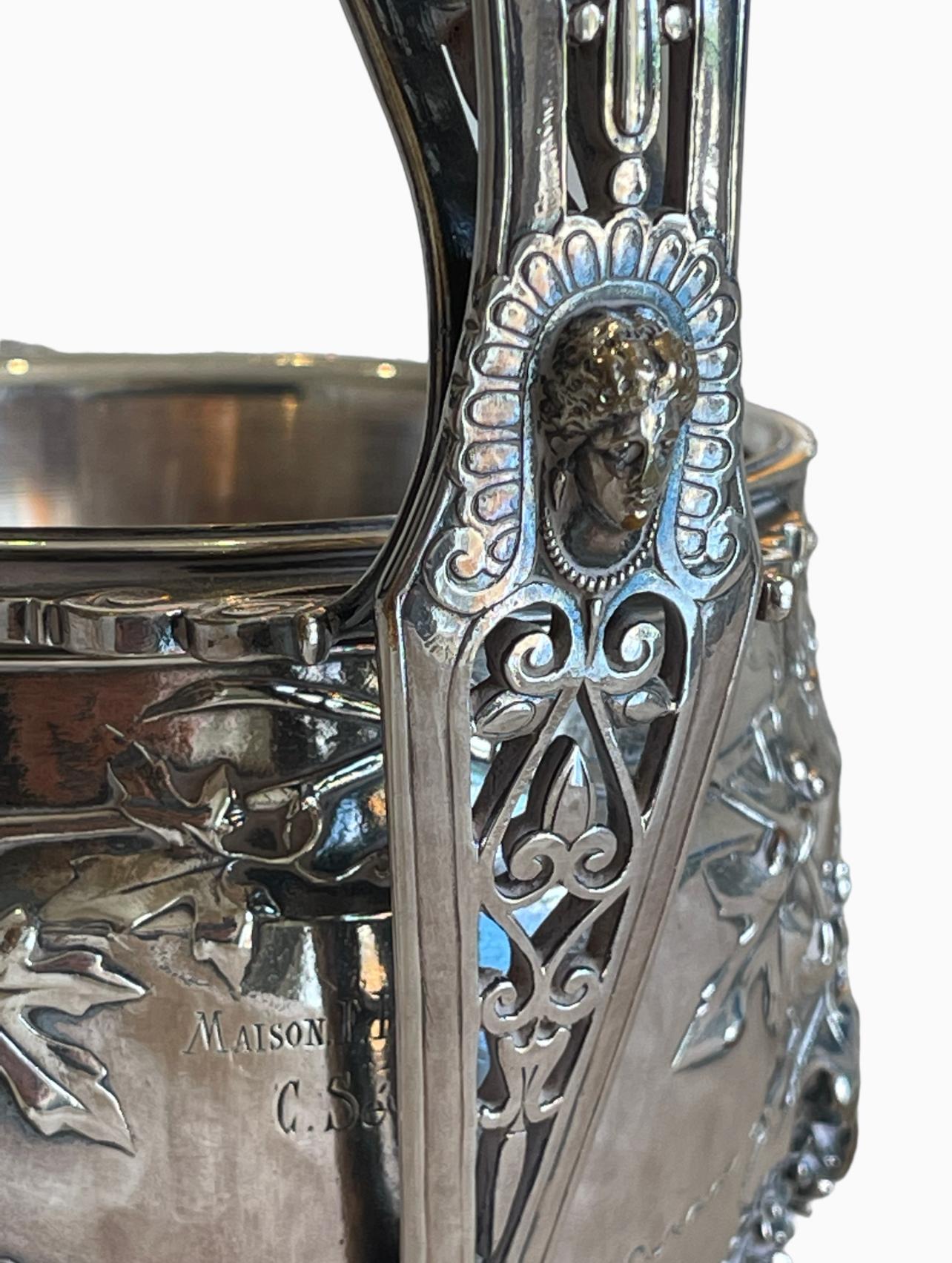 Barbedienne & Sevin - Vase Cantharus en bronze argenté Bon état - En vente à Beaune, FR