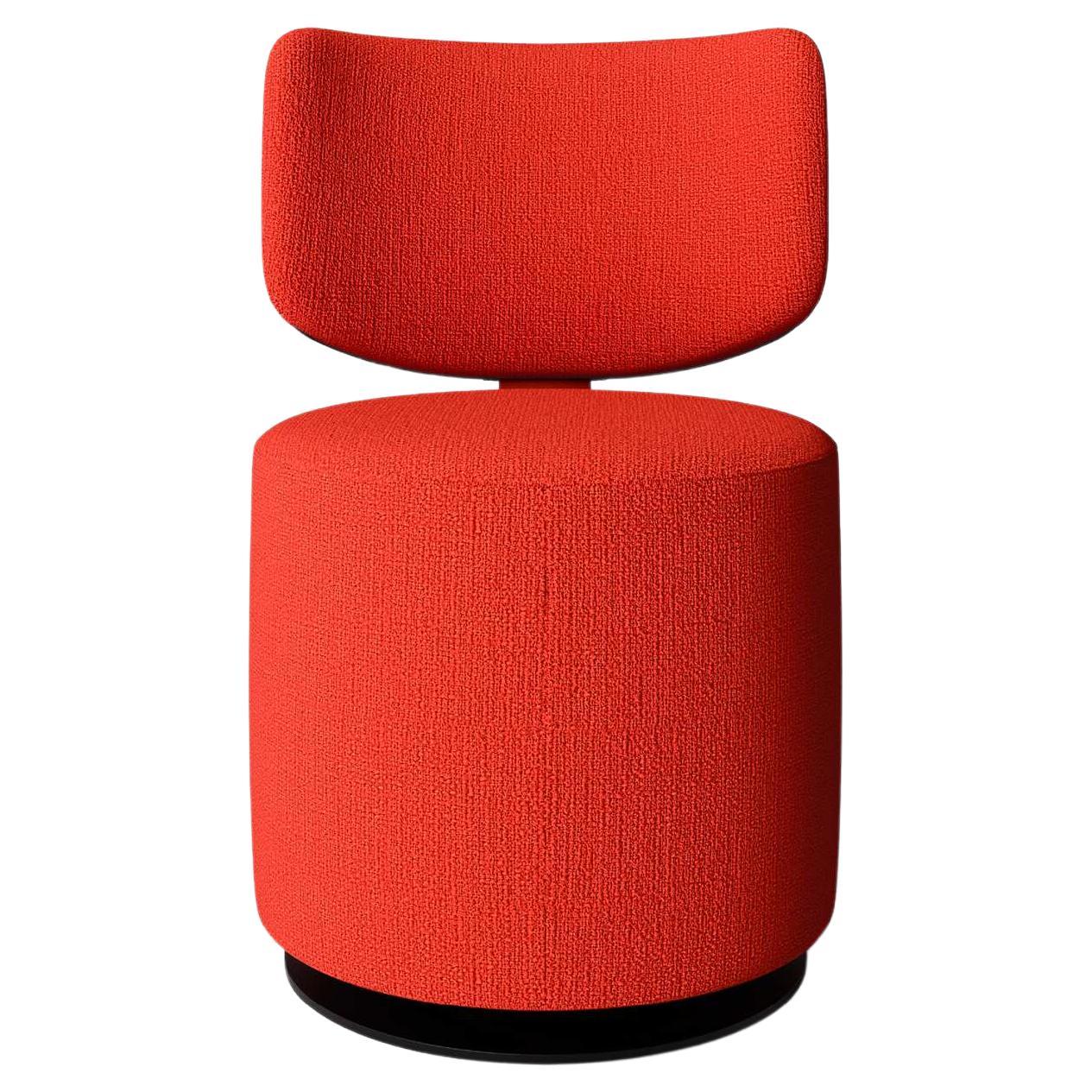 Fauteuil Barber Osgerby Tamburound pour Cassina 

Le duo anglais Barber Design/One conçoit pour Cassina un fauteuil qui remet en question la formalité traditionnelle de la chaise de salle à manger et réinvente l'approche de ce meuble en s'inspirant