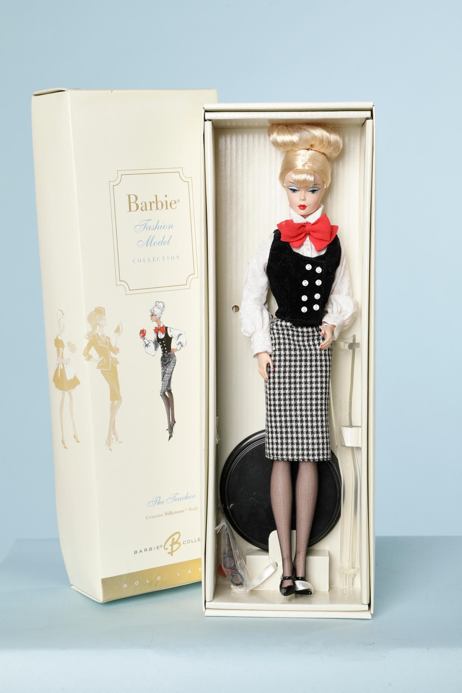 Barbie Fashion Model/ Gold Label / The Teacher.
Echtheitszertifikat und Sammlerkarte. 