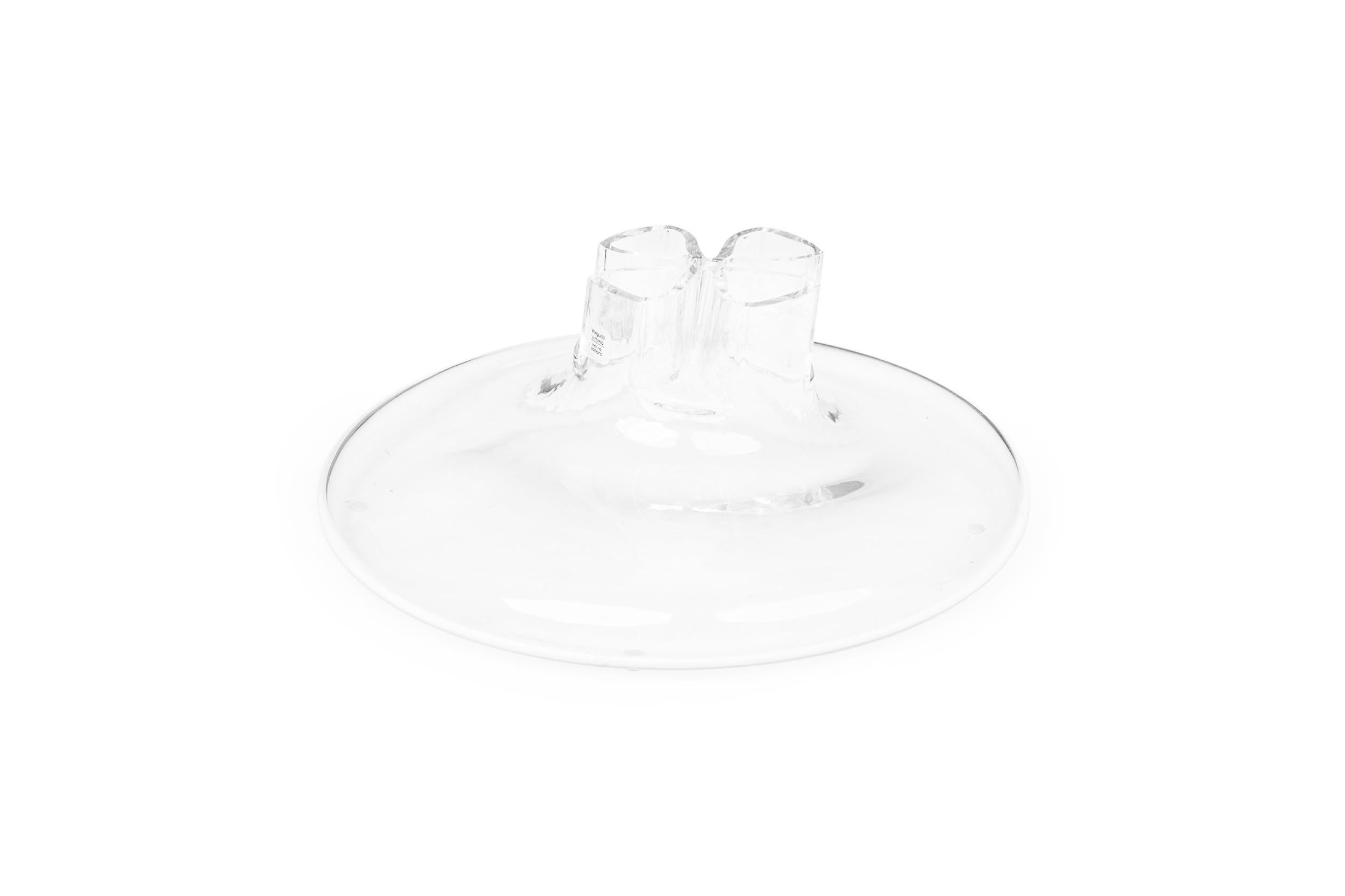 Hand-Crafted Barbini Italian Mid-Century Four Leaf Clover Murano Glass Flower Vase For Sale