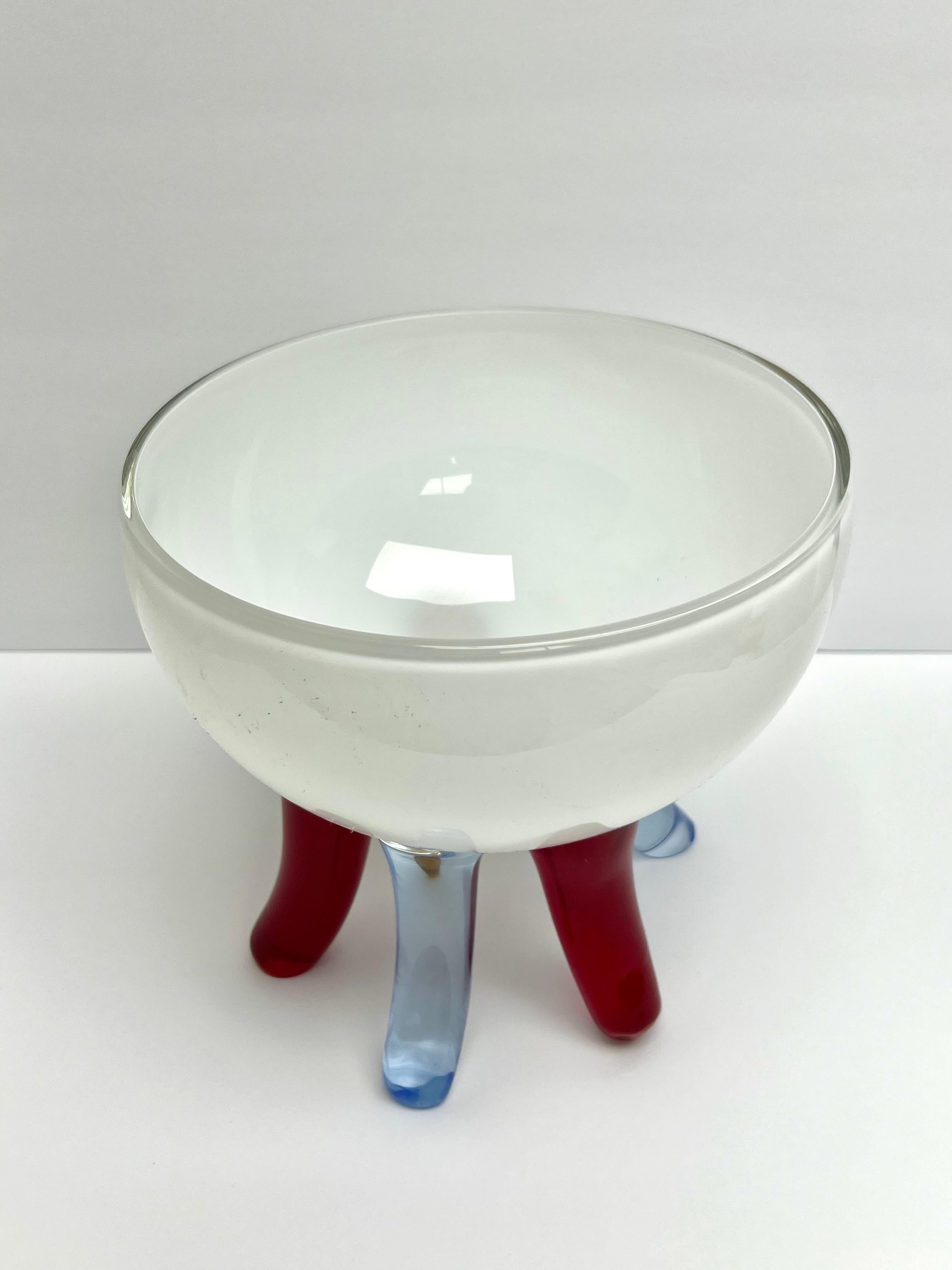Barbini Murano Art Glass Post Modern Color Sculpture  Bowl In Excellent Condition For Sale In Miami, FL