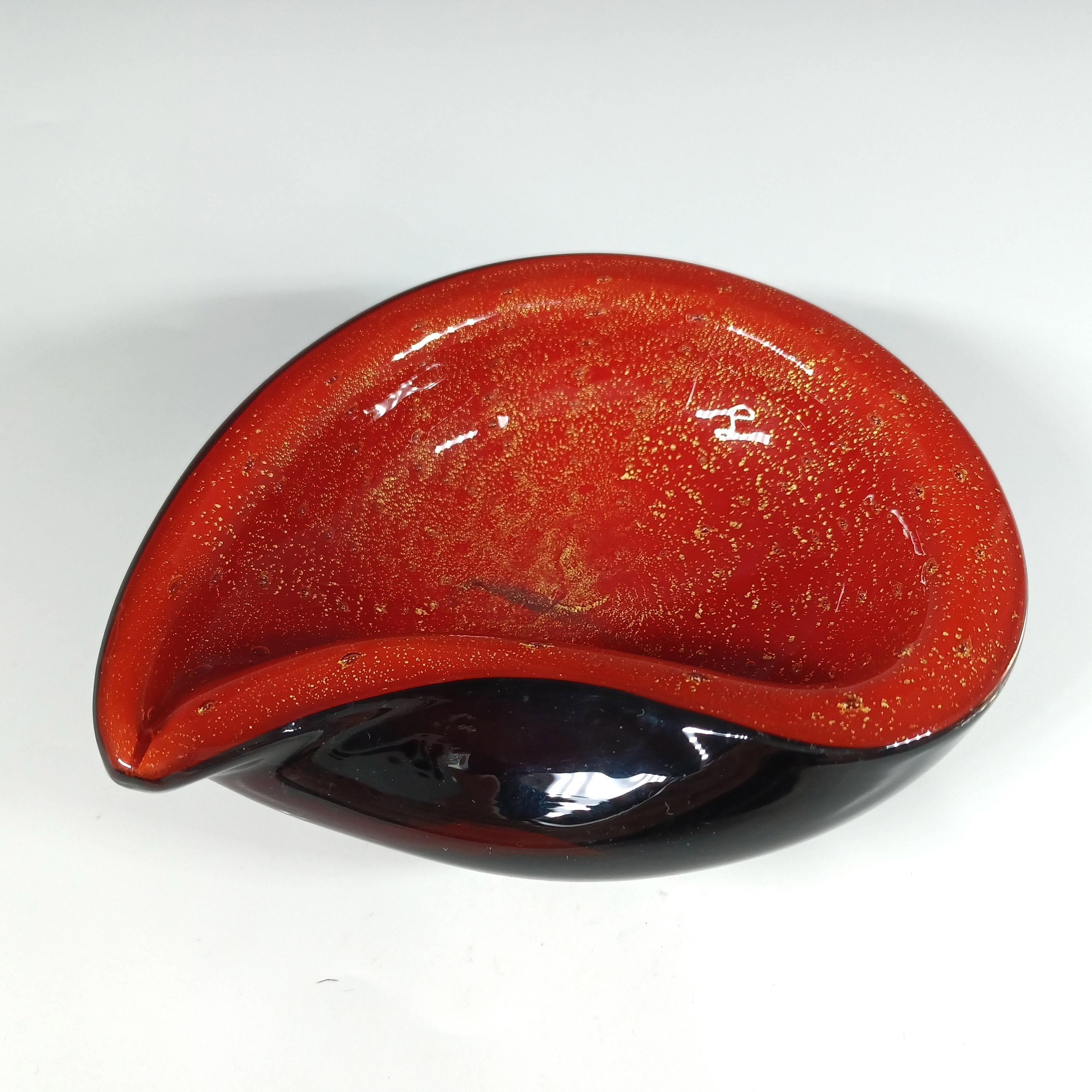 20th Century Barbini Murano Biomorphic Red & Black Glass Gold Leaf Bowl For Sale