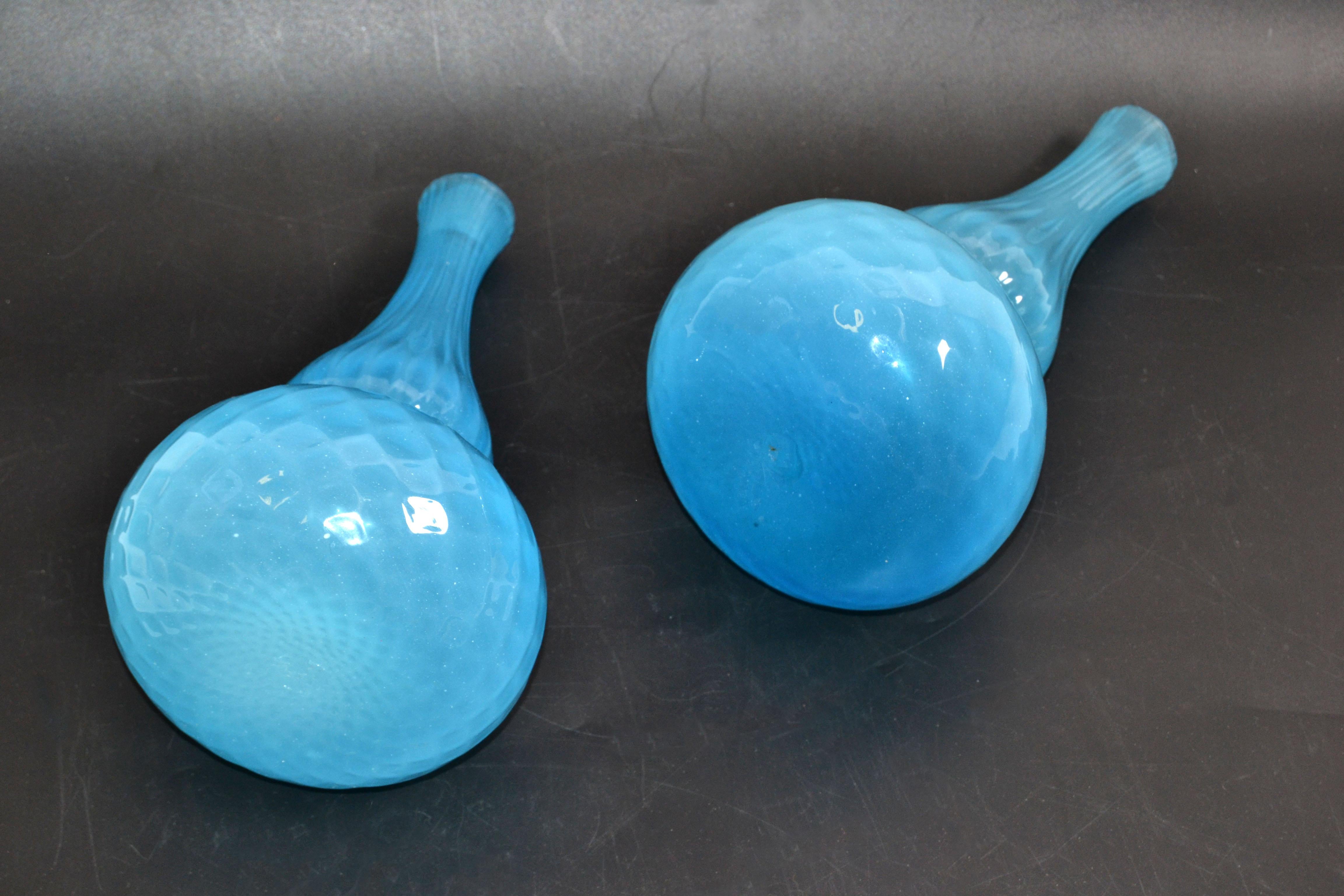Barbini Decantador de cristal artístico azul claro facetado de Murano con tapón, Pareja en venta 4