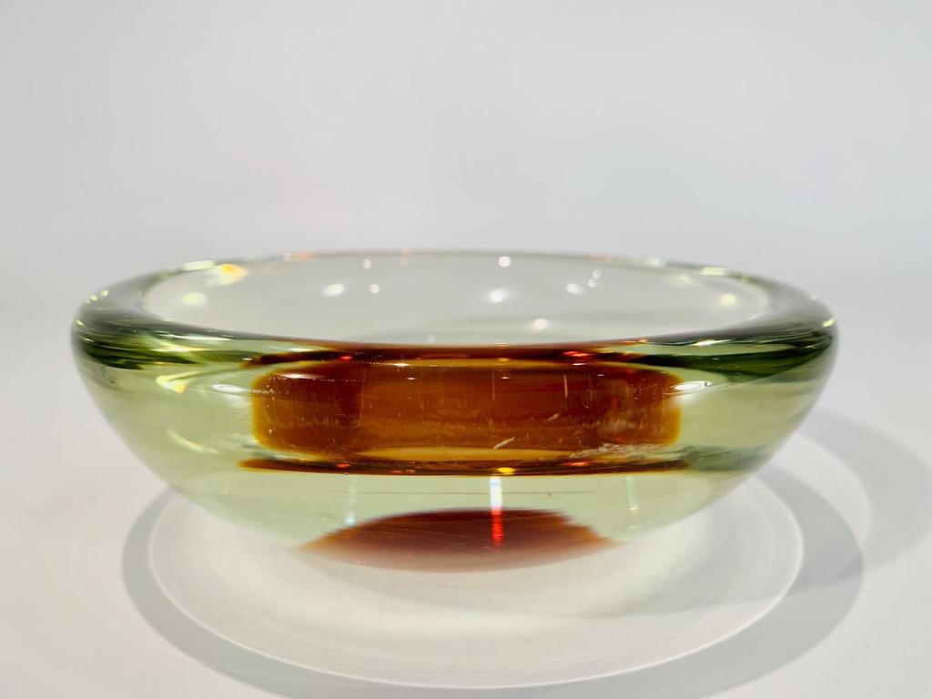 Incredible Barbini Murano glass bowl bicolor circa 1950.