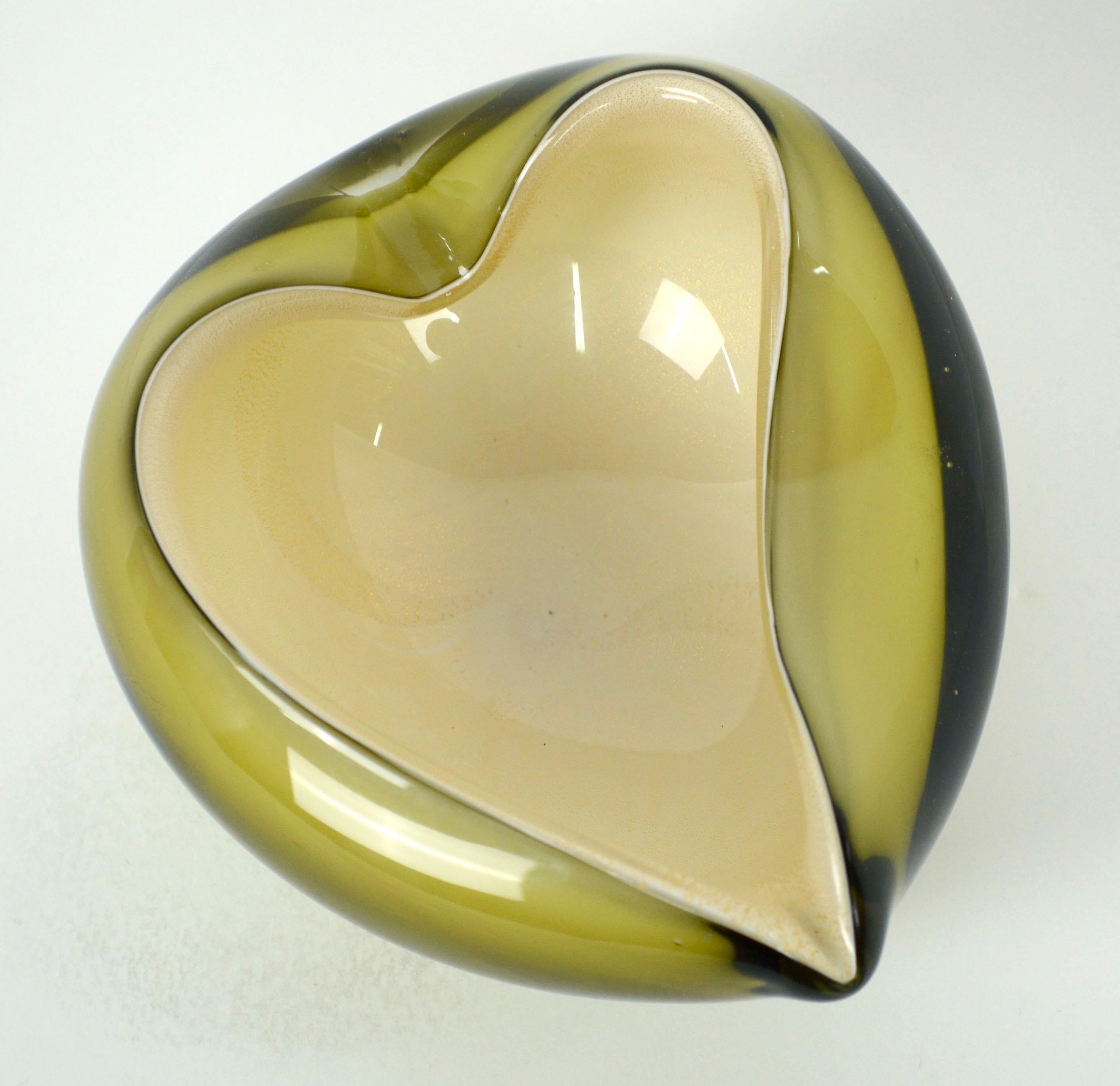 Mid-Century Modern Barbini Murano Glass Olive Green / Yellow Ochre Heart Shaped Bowl Ash Tray Dish For Sale