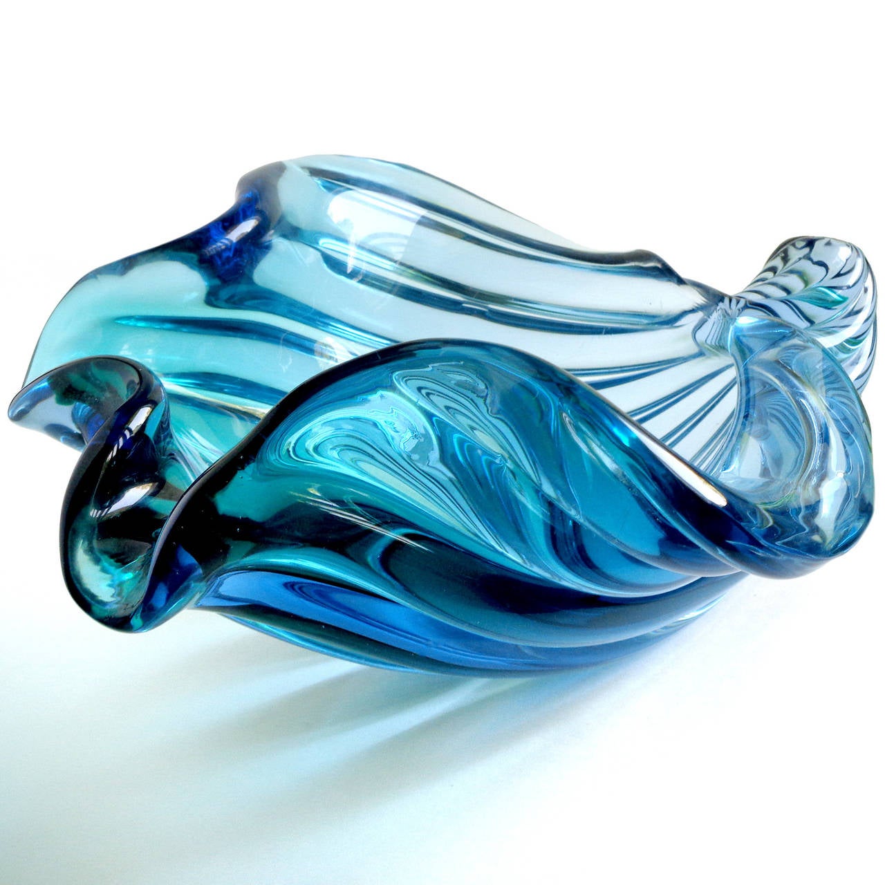 Mid-Century Modern Barbini Murano Sommerso Blue Aqua Italian Art Glass Seashell Sculpture Bowl