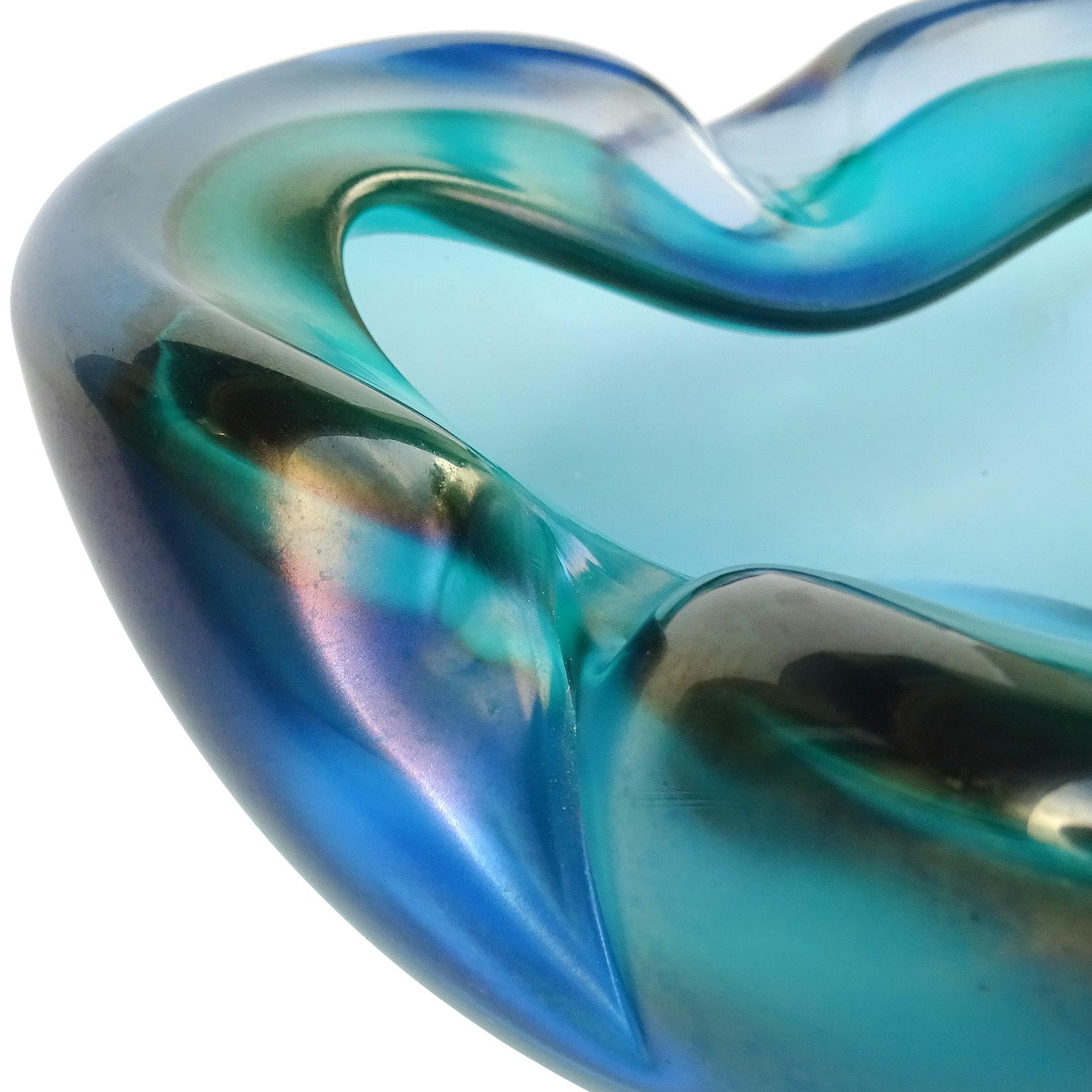italien Barbini Murano Sommerso Blue Green Iridescent Italian Art Glass Bowl Ashtray (Cendrier) en vente