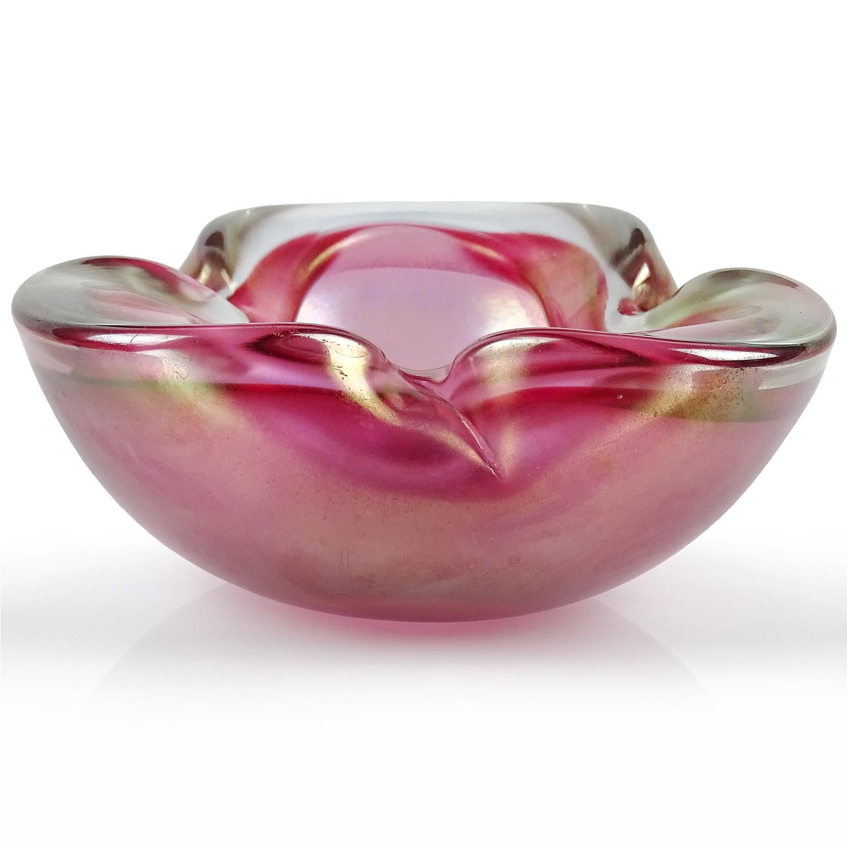 Beautiful vintage Murano hand blown Sommerso iridescent pink Italian art glass folded over rim bowl / ashtray. Documented to Master glass artist and designer Alfredo Barbini, circa 1950-1960. The bowl has a heavy aurene / iridescent surface, with