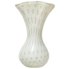 Barbini Murano Vintage White Gold Flecks Italian Art Rim Fan Flower Vase (Vaso a ventaglio)