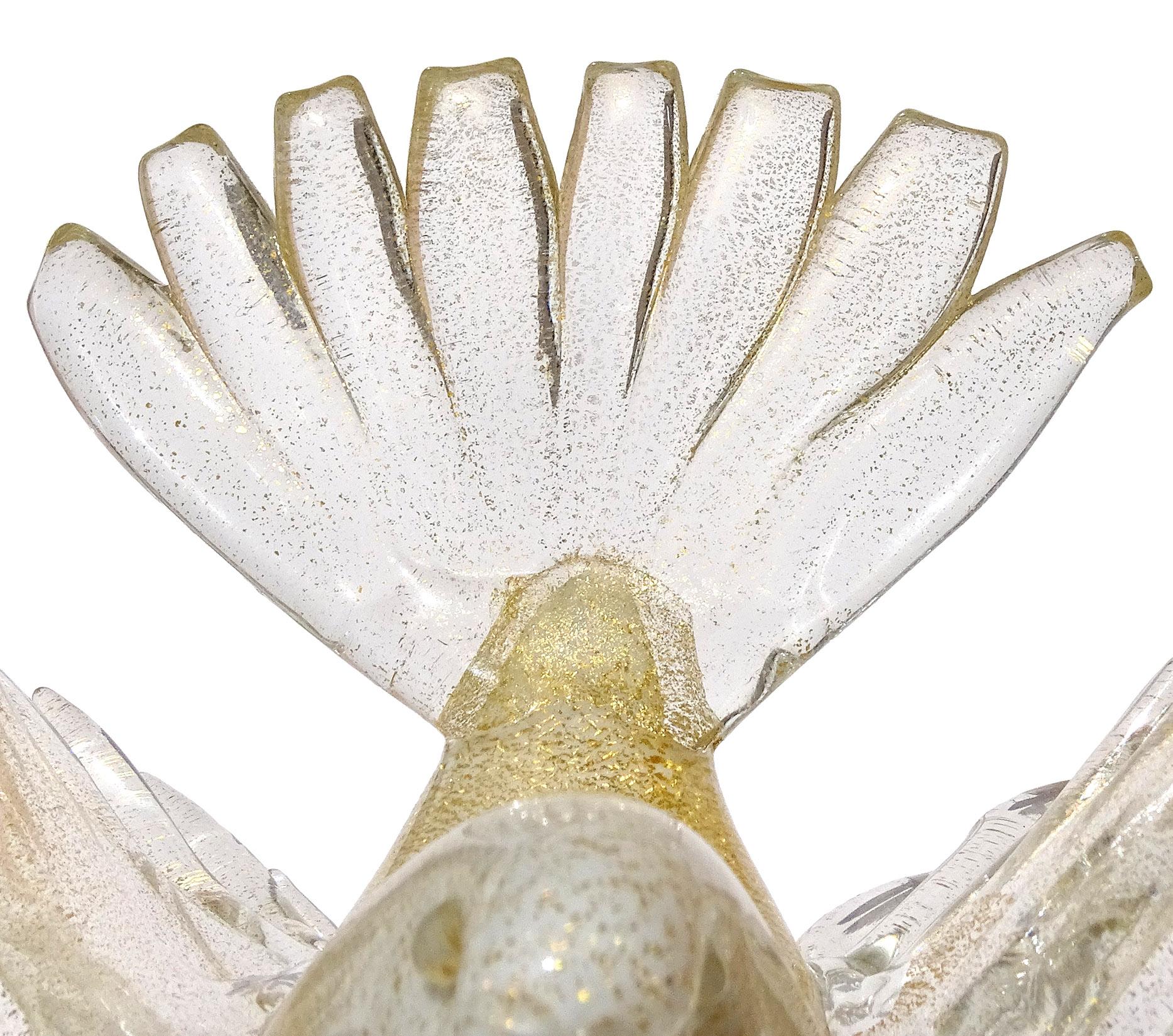 Barbini Murano White Gold Flecks Italian Art Glass Bird Figurine Paperweight In Good Condition In Kissimmee, FL