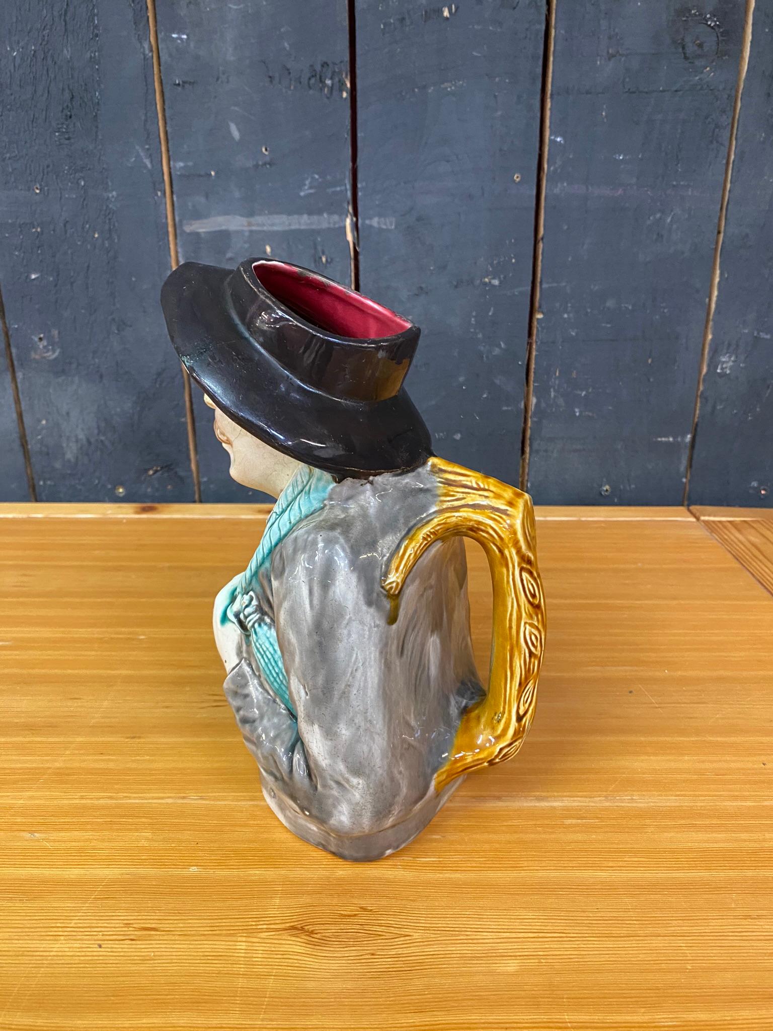 barbotine pitcher 
