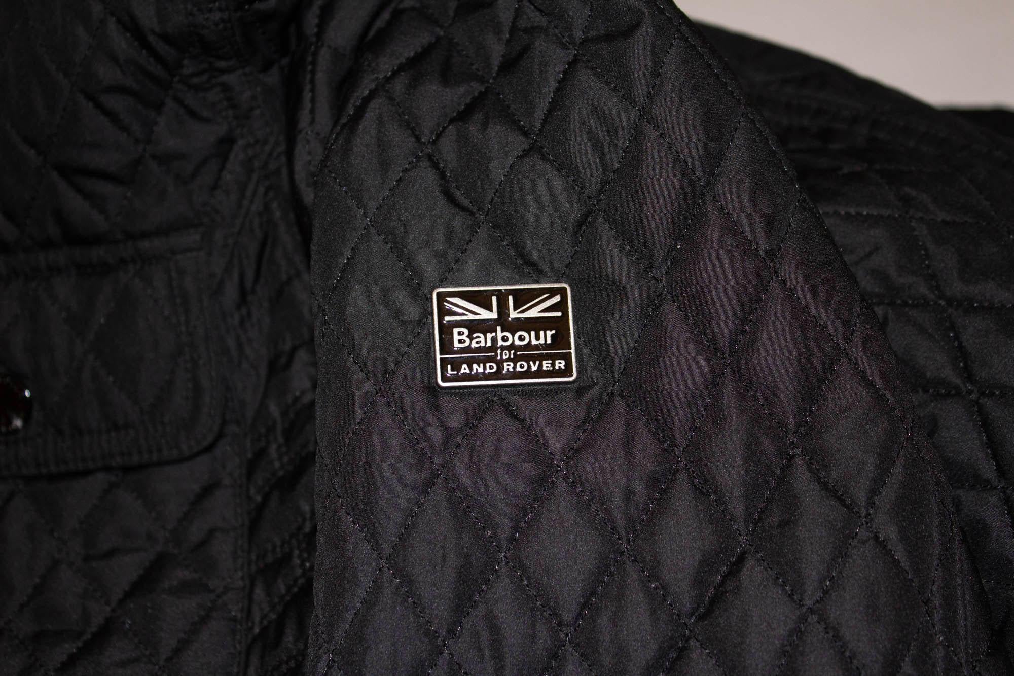 Barbour Limited Edition Land Rover Jacke (Schwarz) im Angebot