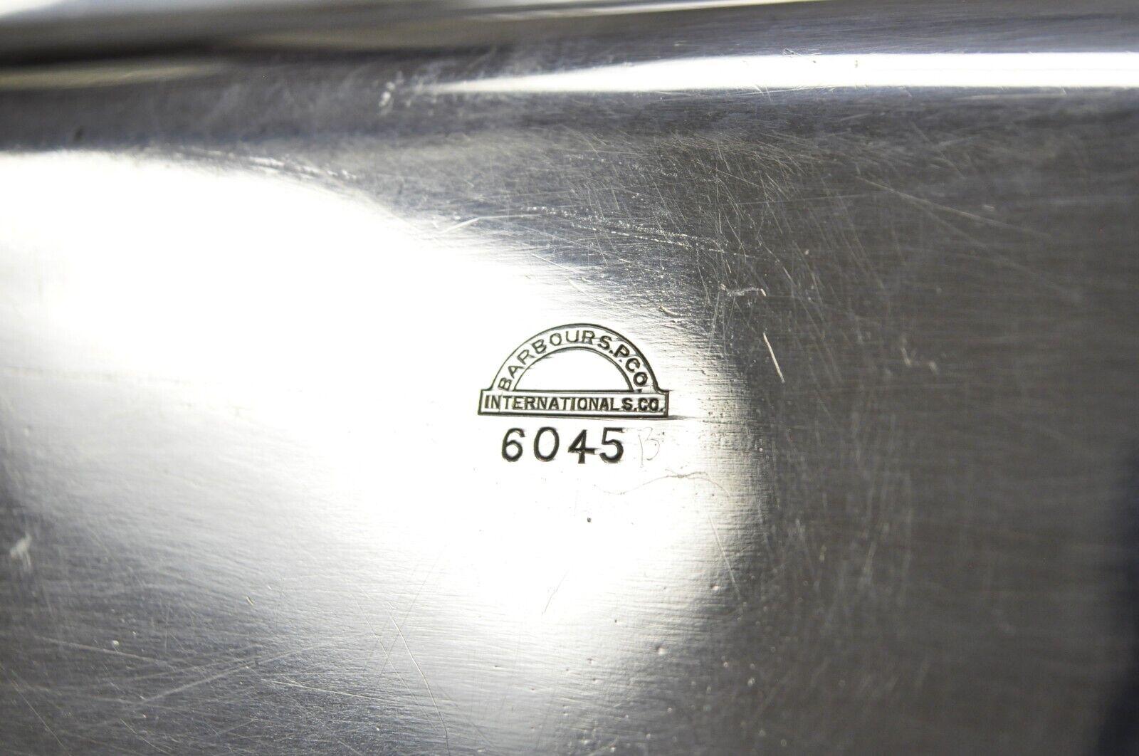 Plat de service à légumes à couvercle 6045 en métal argenté Barbour SP Co International en vente 3
