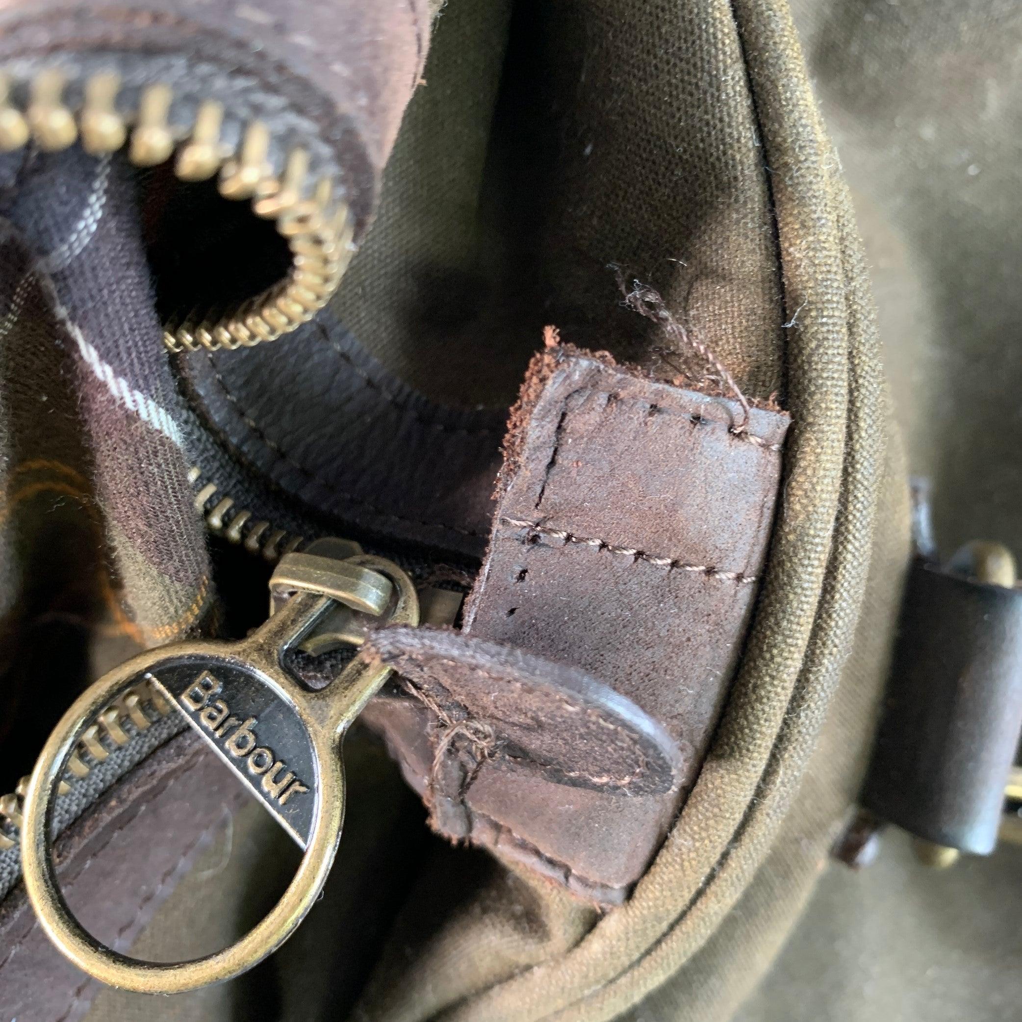 BARBOUR Wax Holdall Brown Olive Waxed Cotton Duffle Bag en vente 4