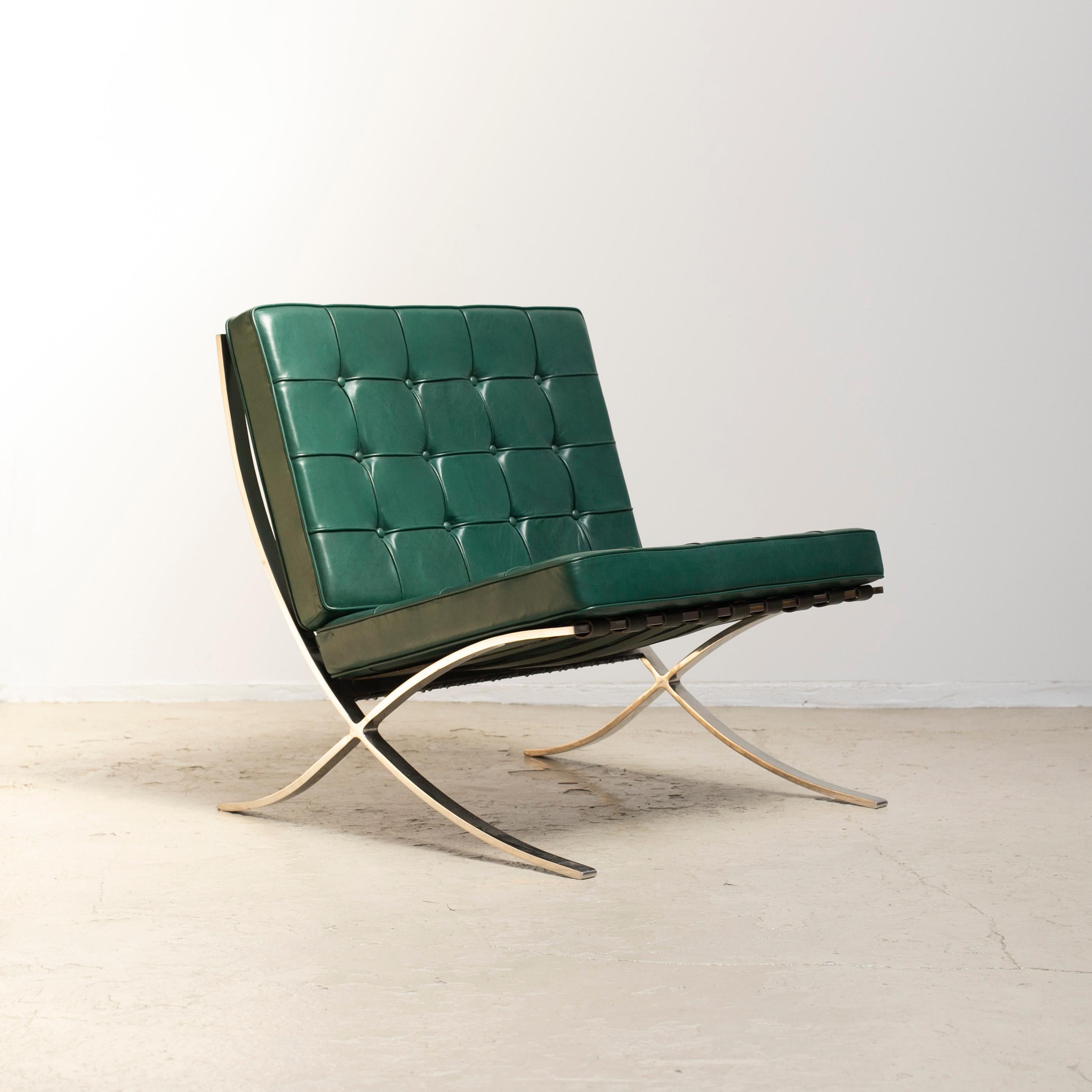 Chaise et ottoman Barcelona:: Ludwig Mies van del Rohe:: années 1960 2