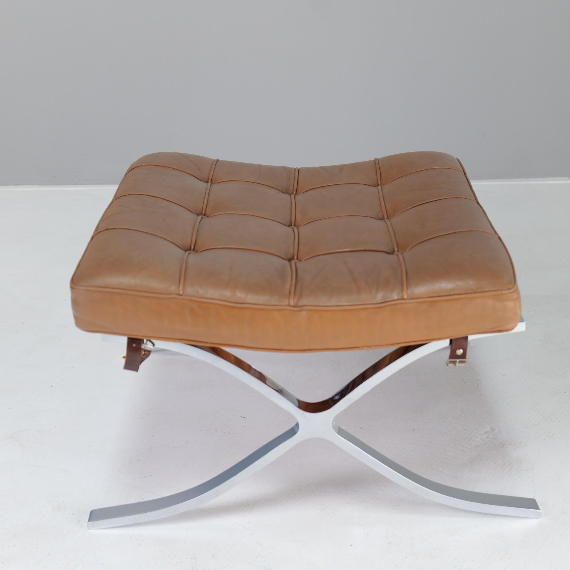 German Barcelona Chair Ottoman by Ludwig Mies Van Der Rohe for Knoll 1980s 
