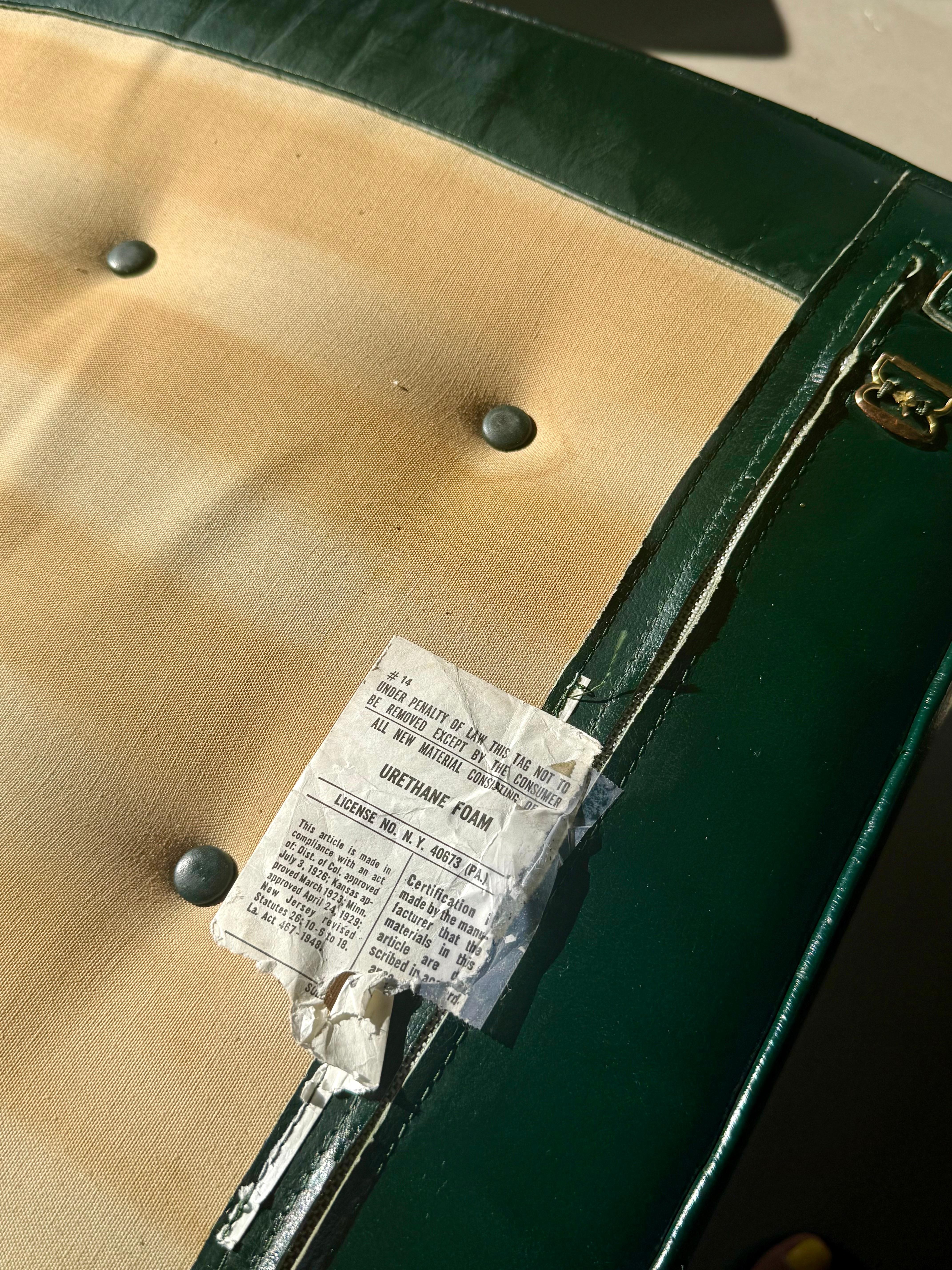 Silla y Otomana Barcelona de Piel Verde de Ludwig Mies van der Rohe para Knoll en venta 5